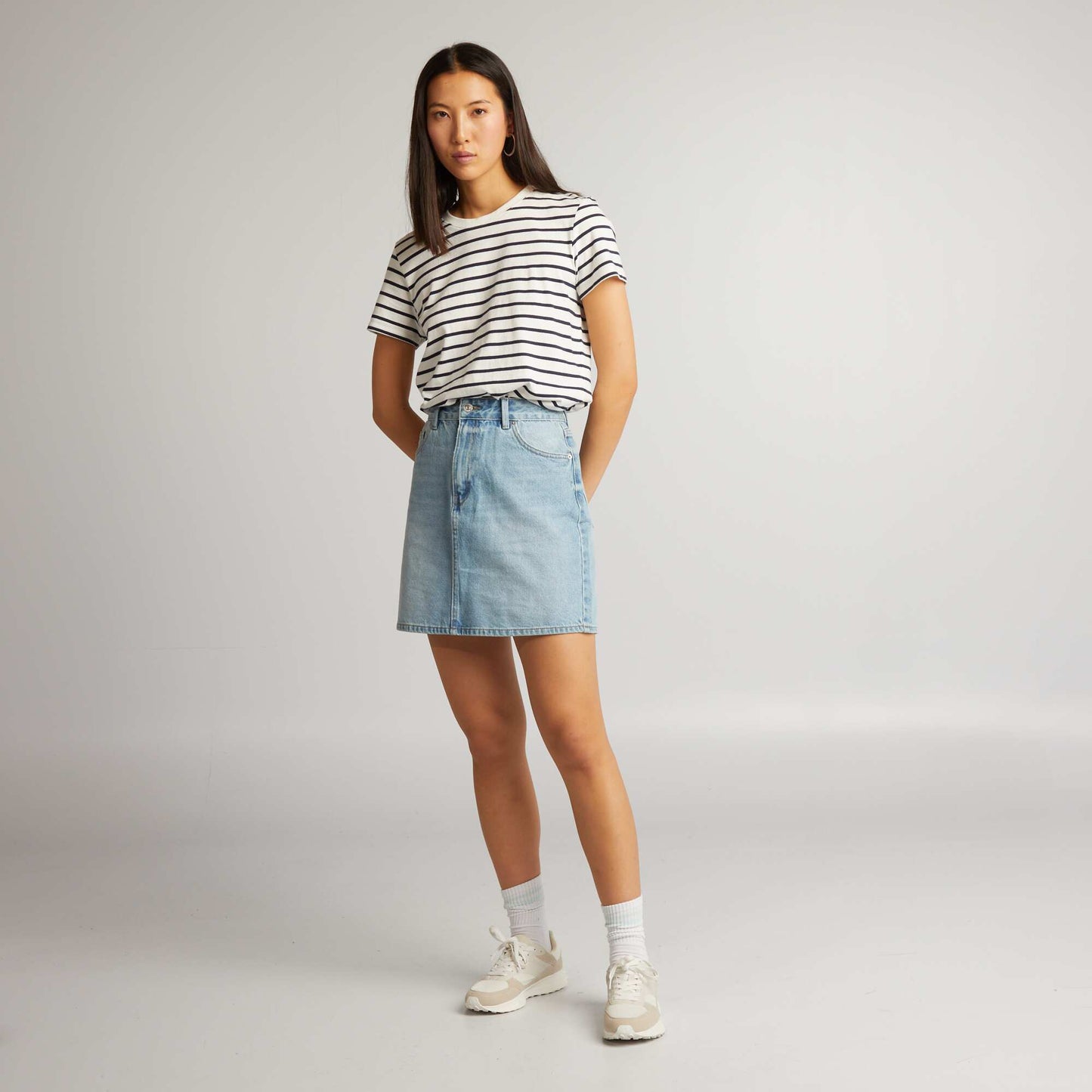 Falda vaquera corta AZUL