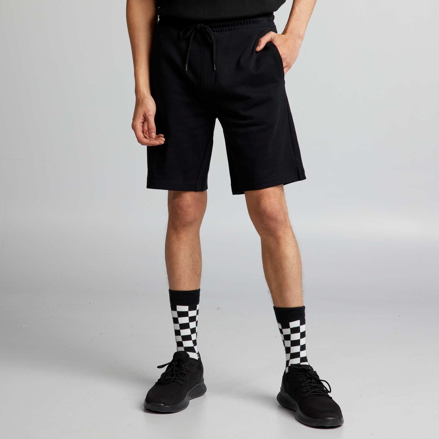 Pantalón corto de deporte negro