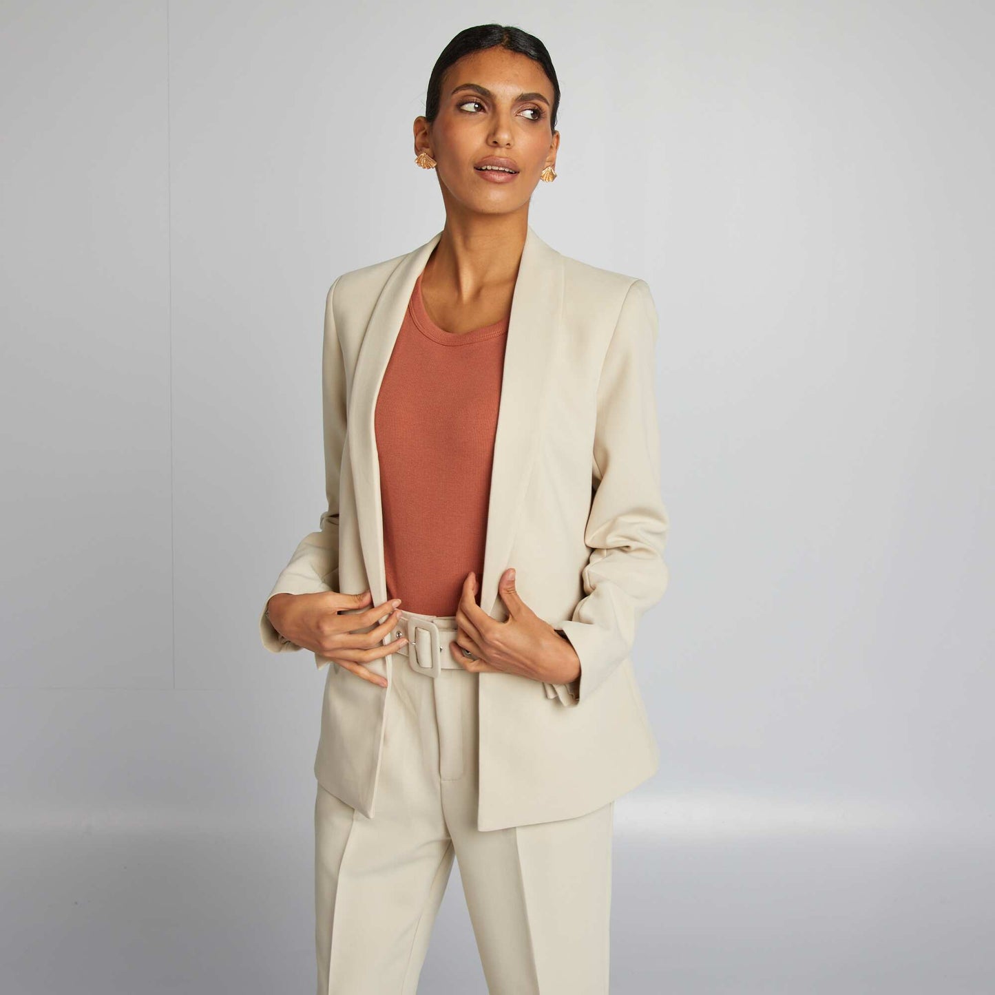 Chaqueta blazer largo medio GRIS