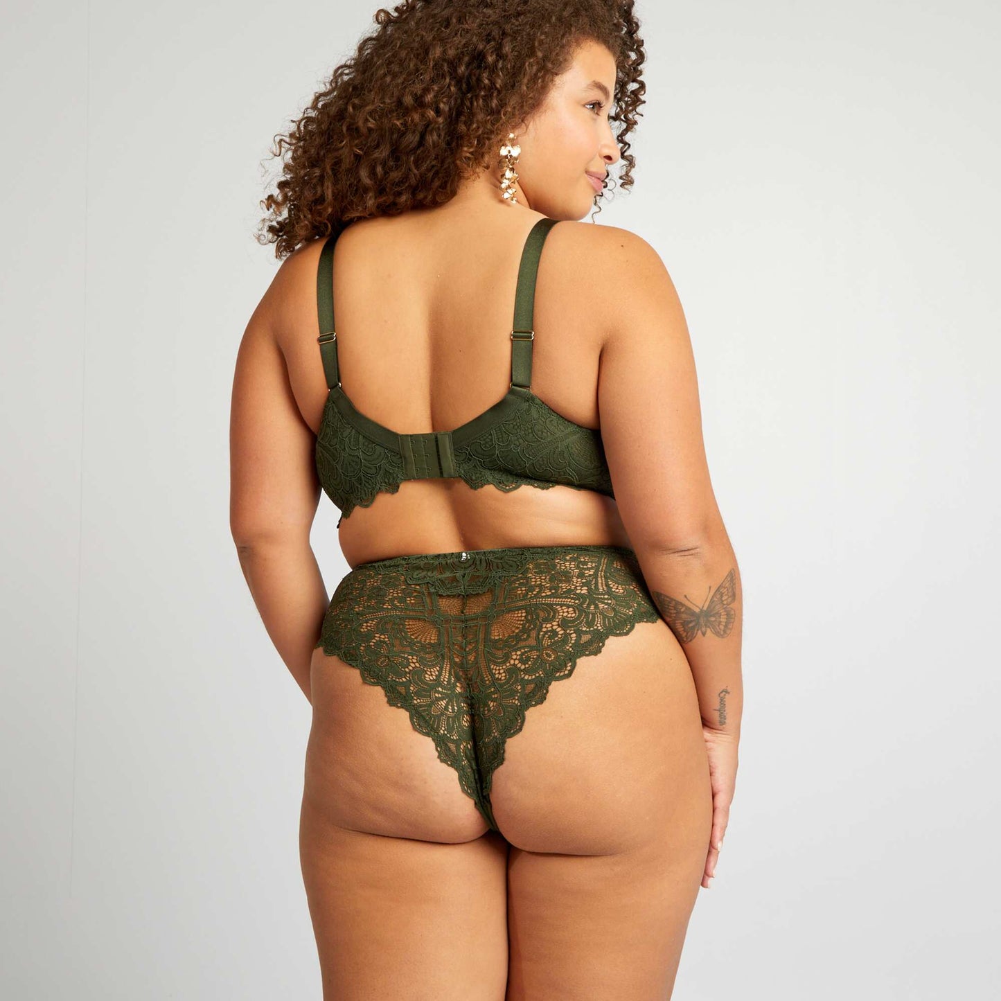 Braguita brasileña de encaje y microfibra VERDE