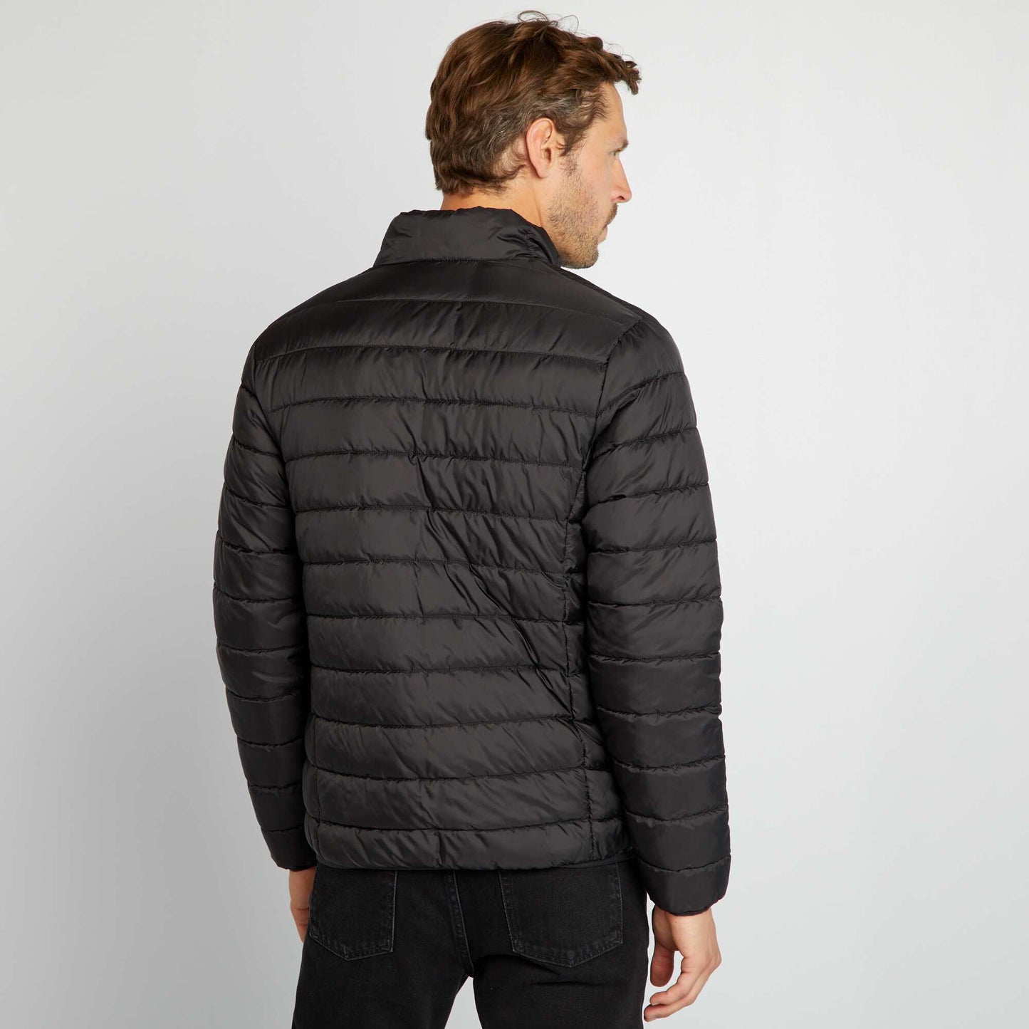 Anorak ligero acolchado negro