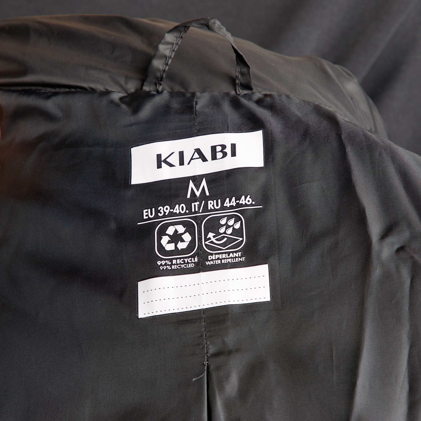 Anorak ligero acolchado negro