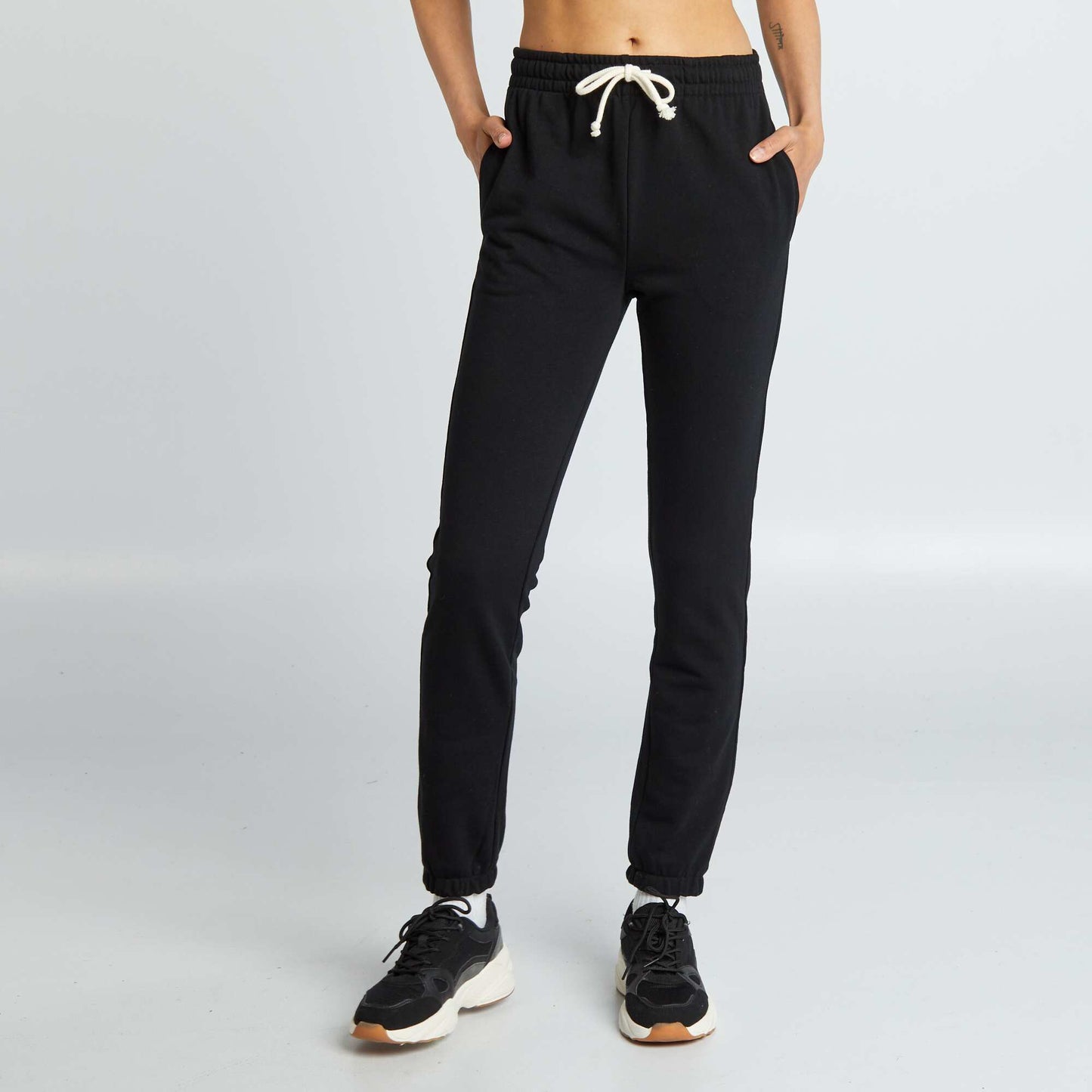 Pantalón de jogging liso fino negro