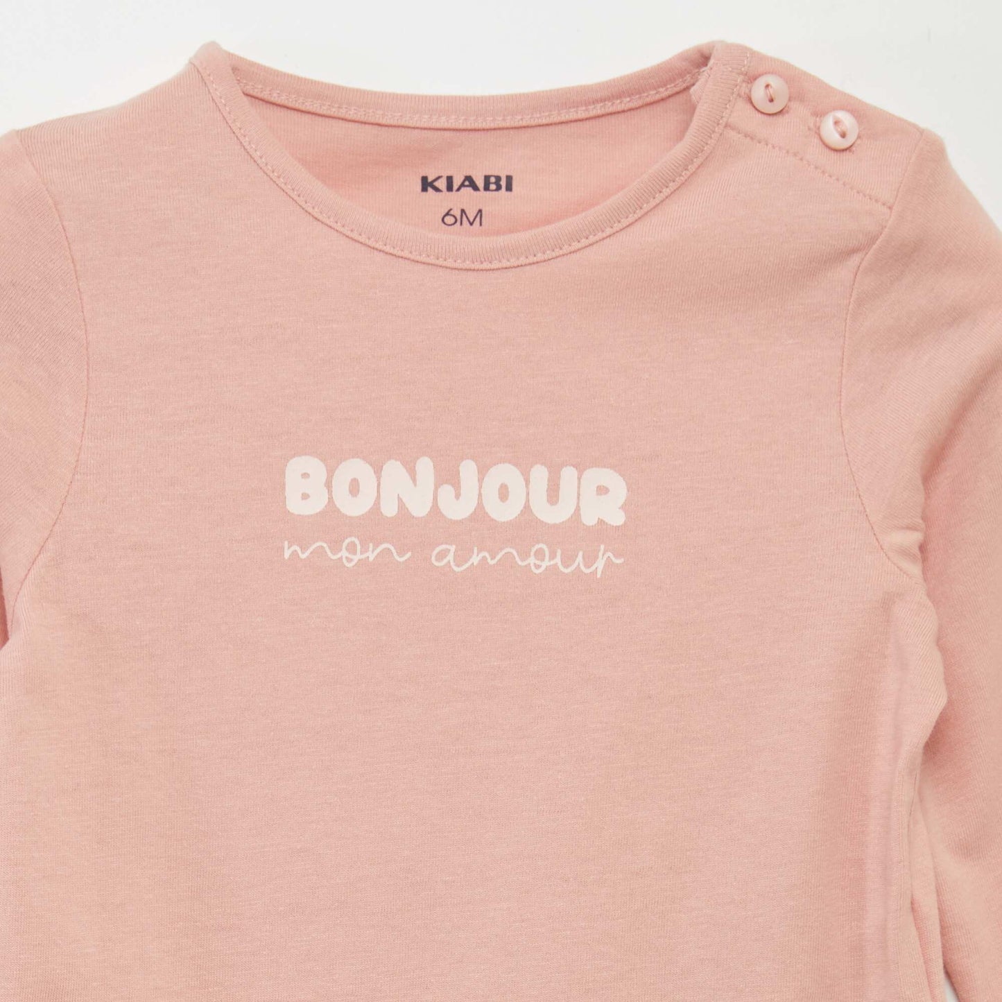 Camiseta con mensaje ROSA
