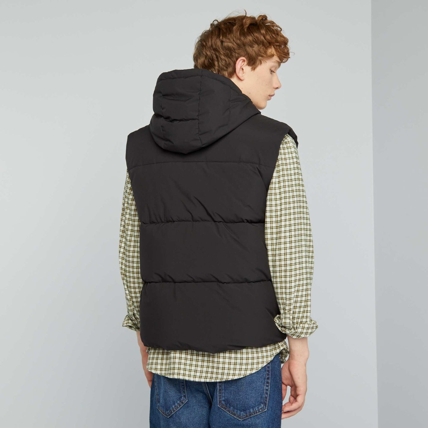 Anorak acolchado con capucha negro