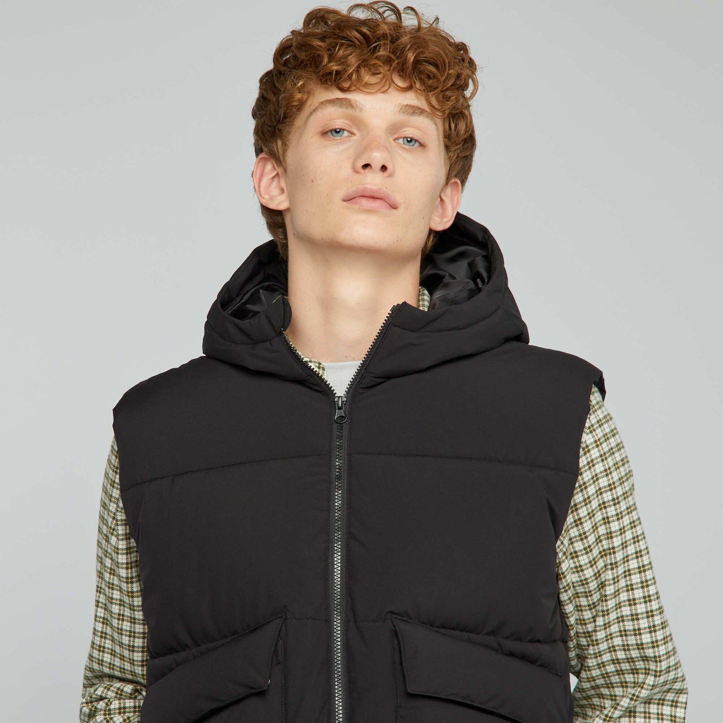 Anorak acolchado con capucha negro