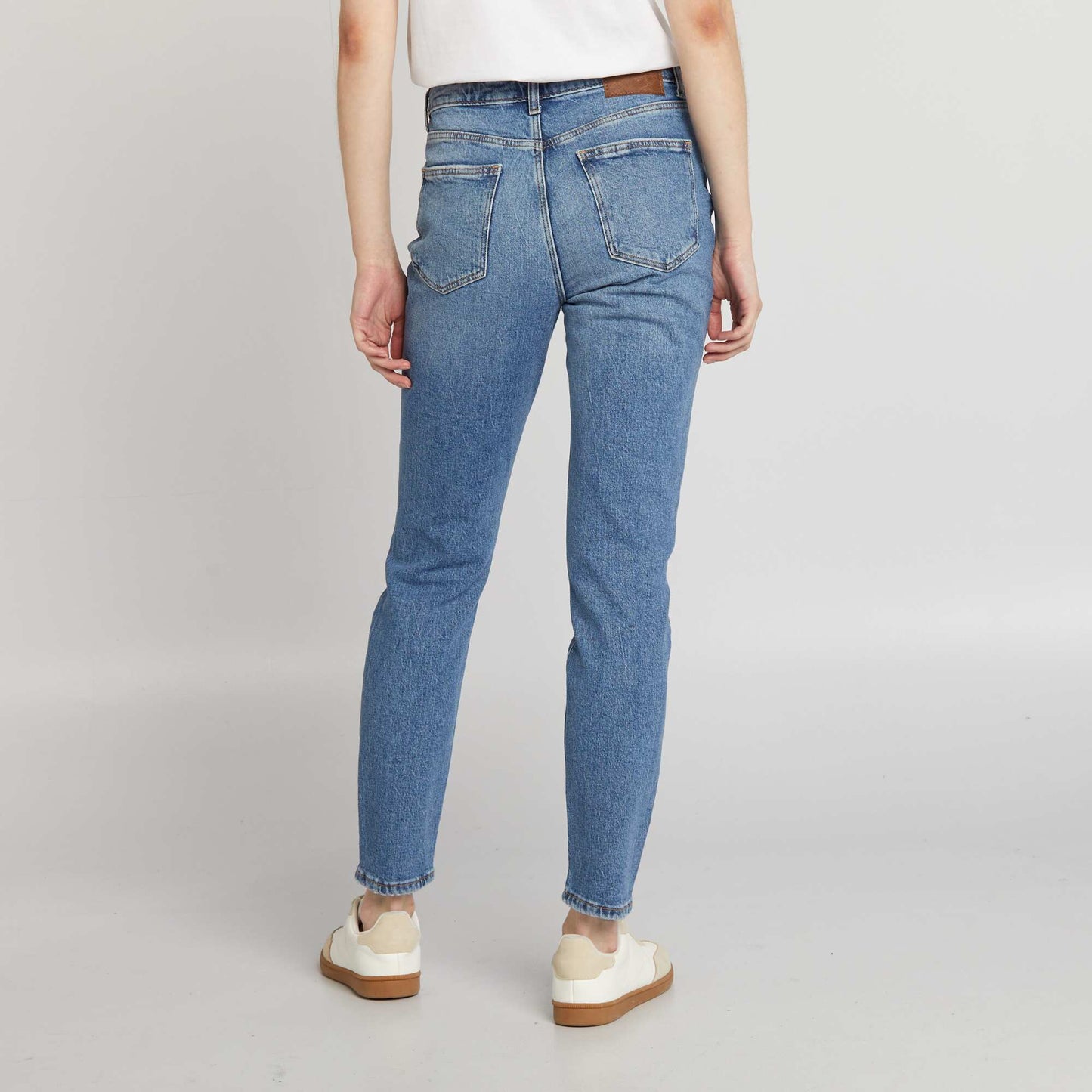 Jean slim de tiro alto con efecto desgastado AZUL