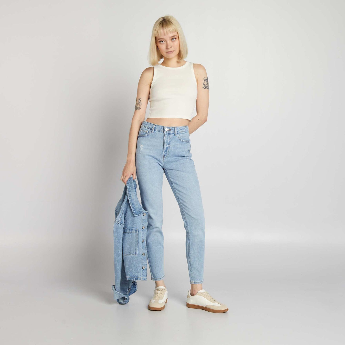 Jean slim de tiro alto con efecto desgastado AZUL