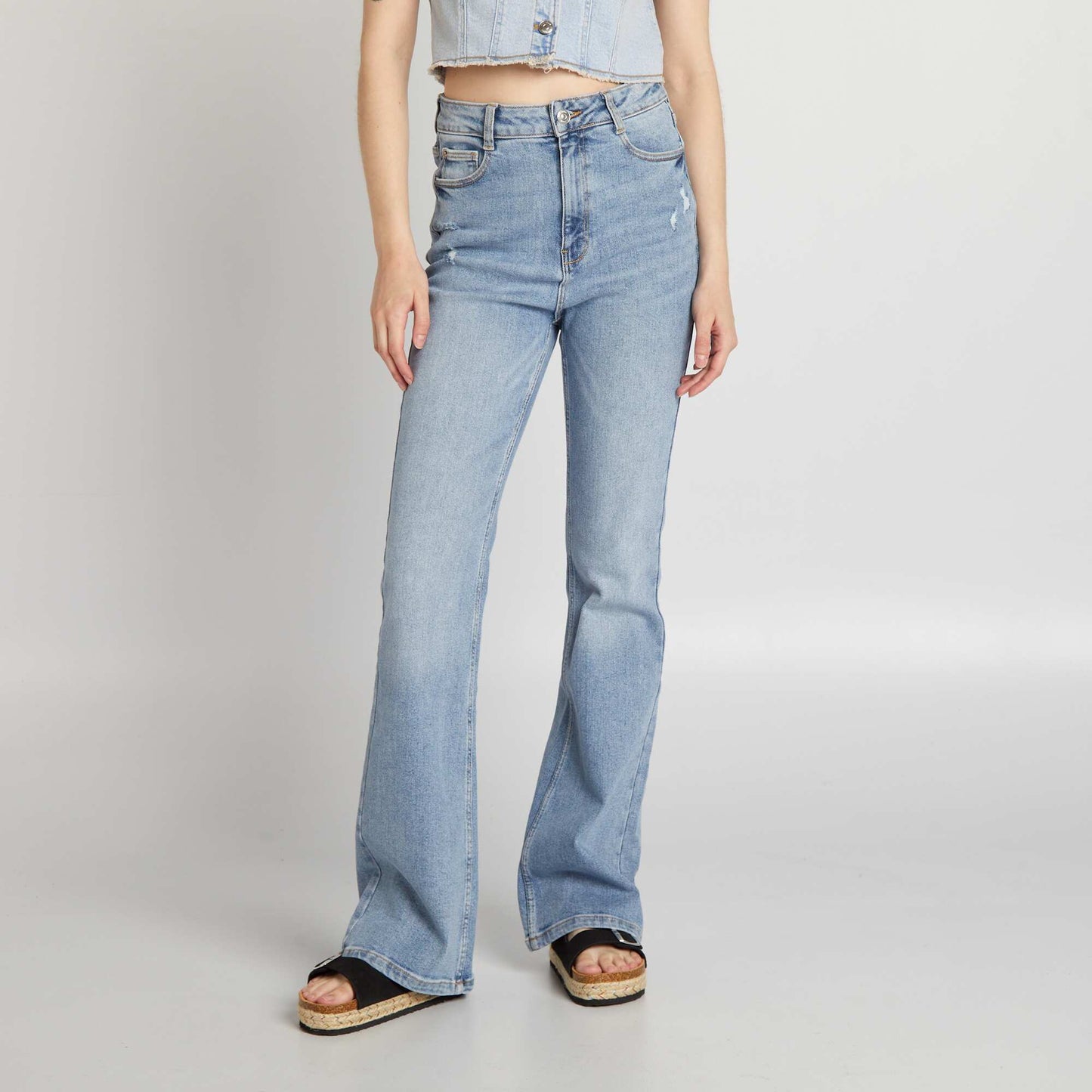 Jean flare/bootcut de tiro alto AZUL