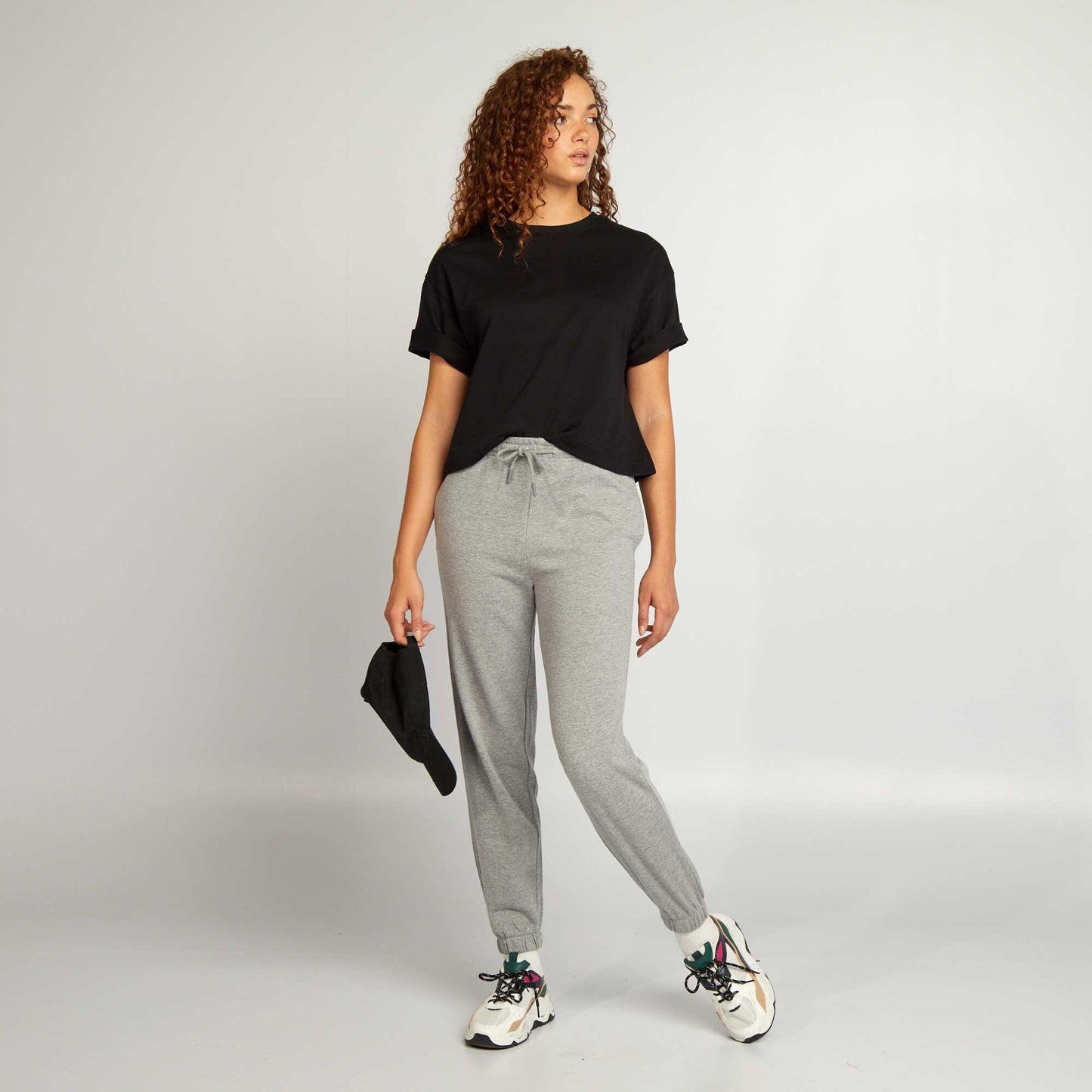 Camiseta ancha cropped negro