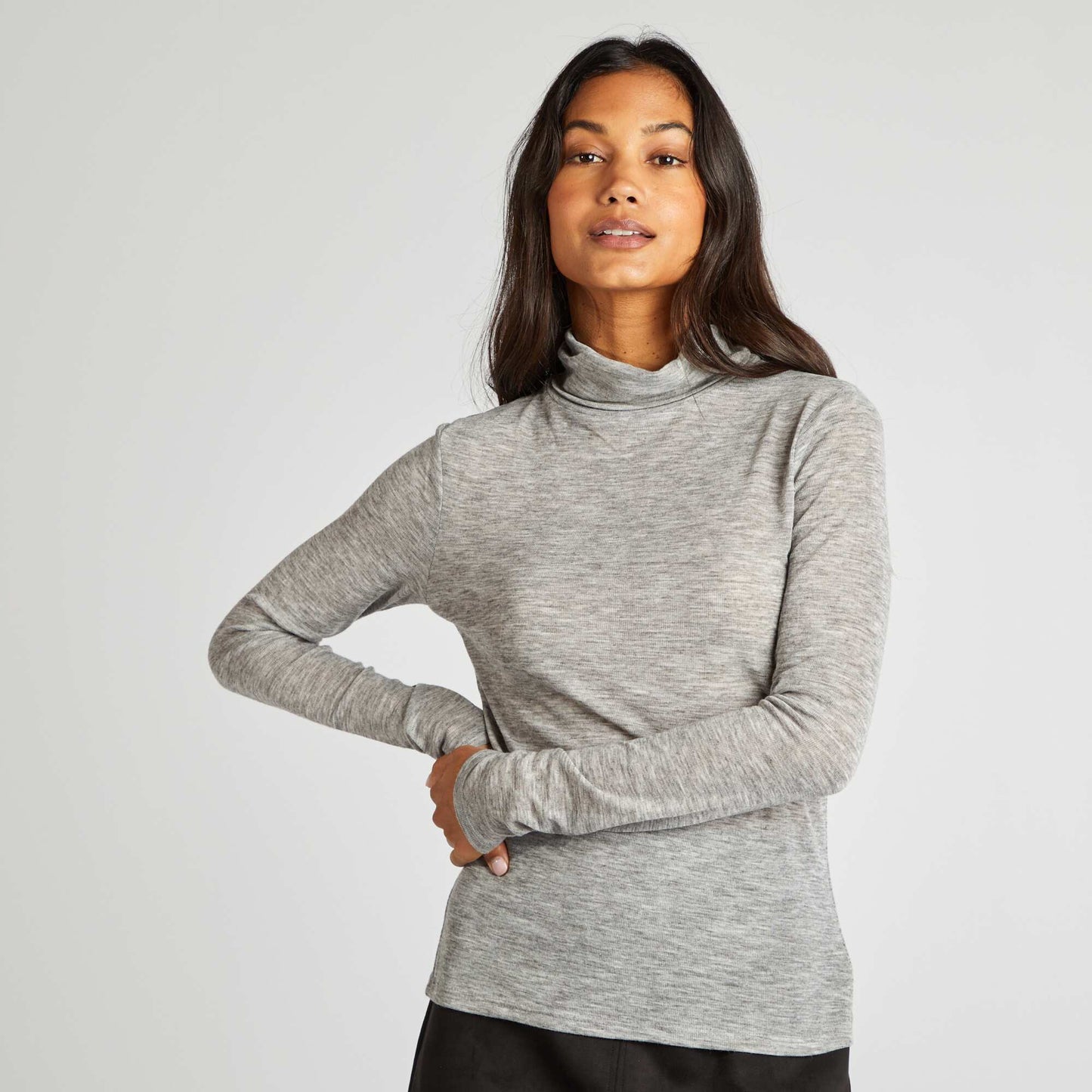 Camiseta jaspeada con cuello vuelto GRIS