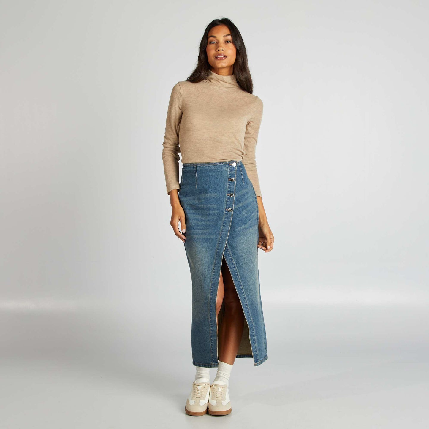 Camiseta jaspeada con cuello vuelto BEIGE