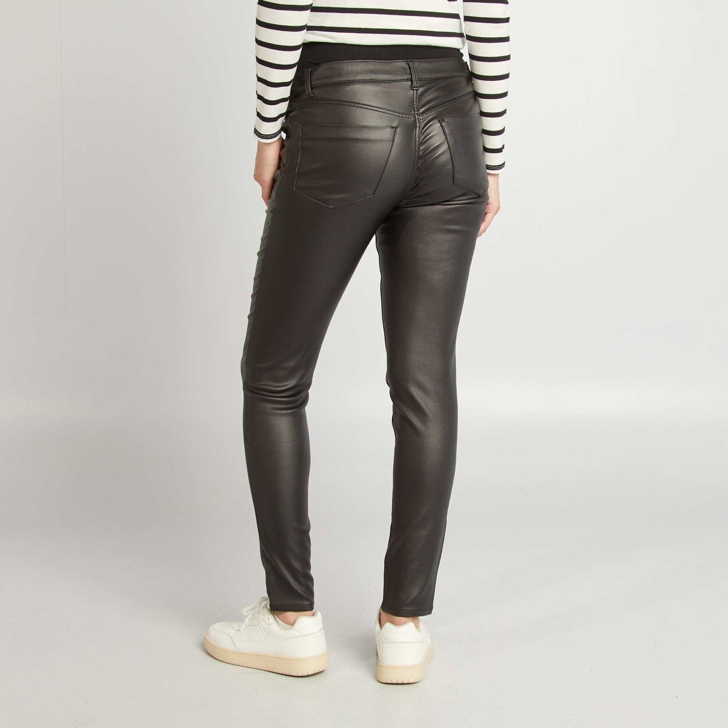 Pantalón maternidad con banda elástica negro