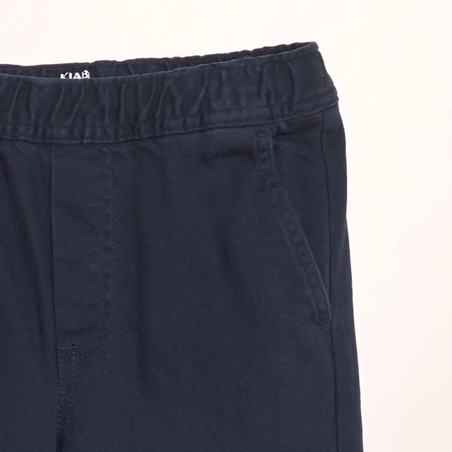 Pantalón multibolsillos con forro interior azul