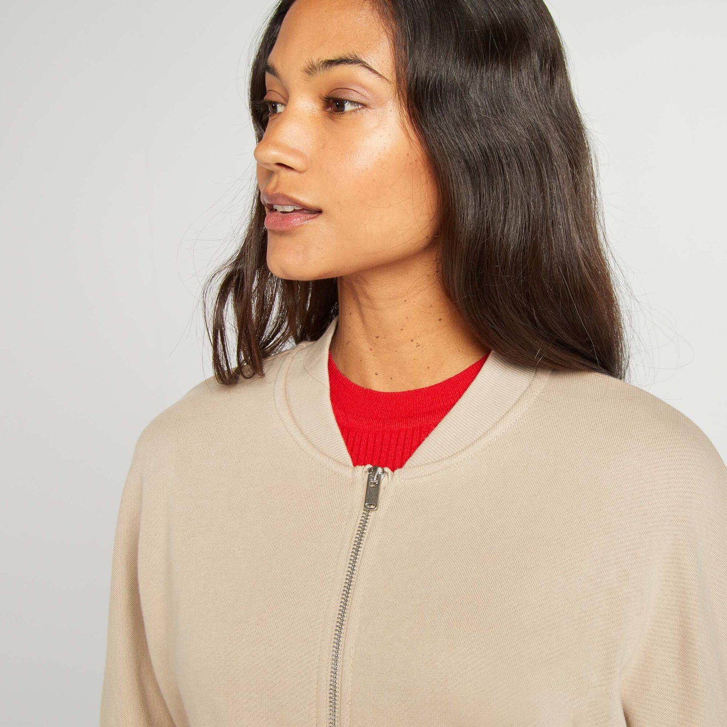 Buzo de chándal oversize con cremallera beige
