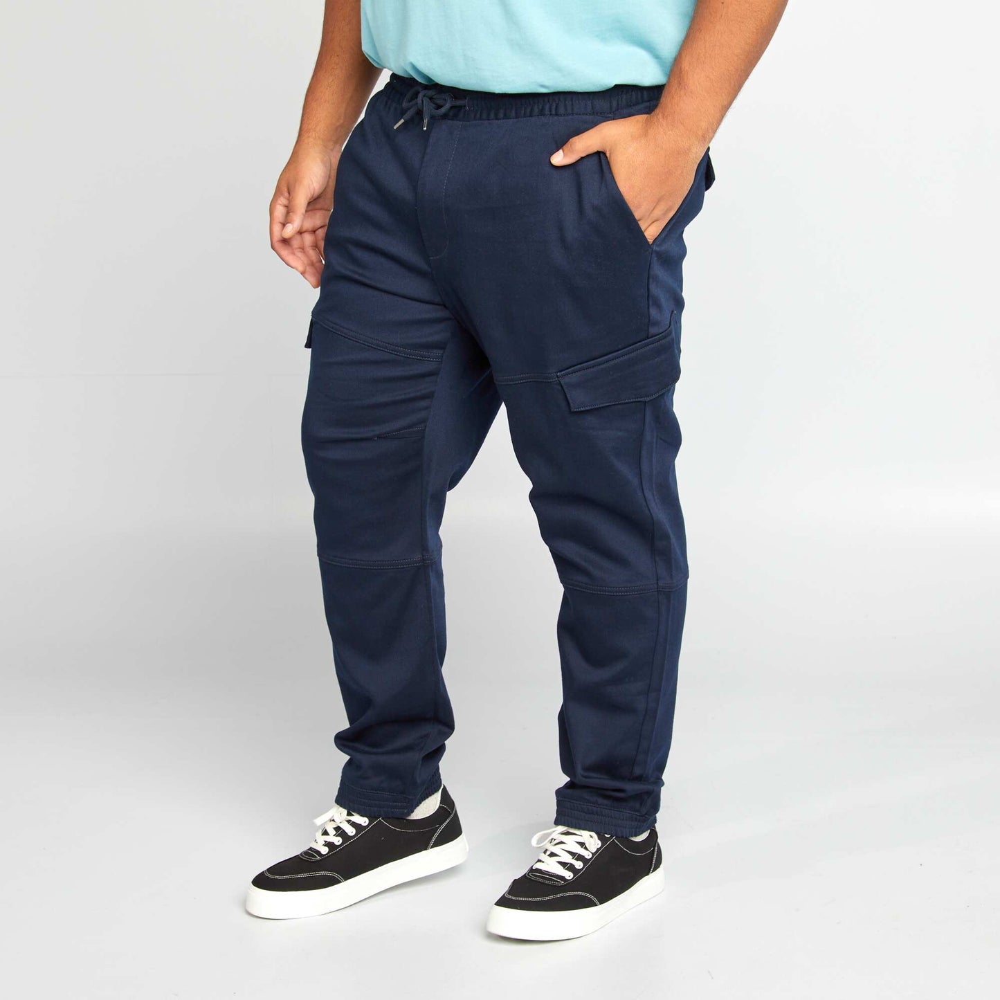Pantalón con múltiples bolsillos AZUL