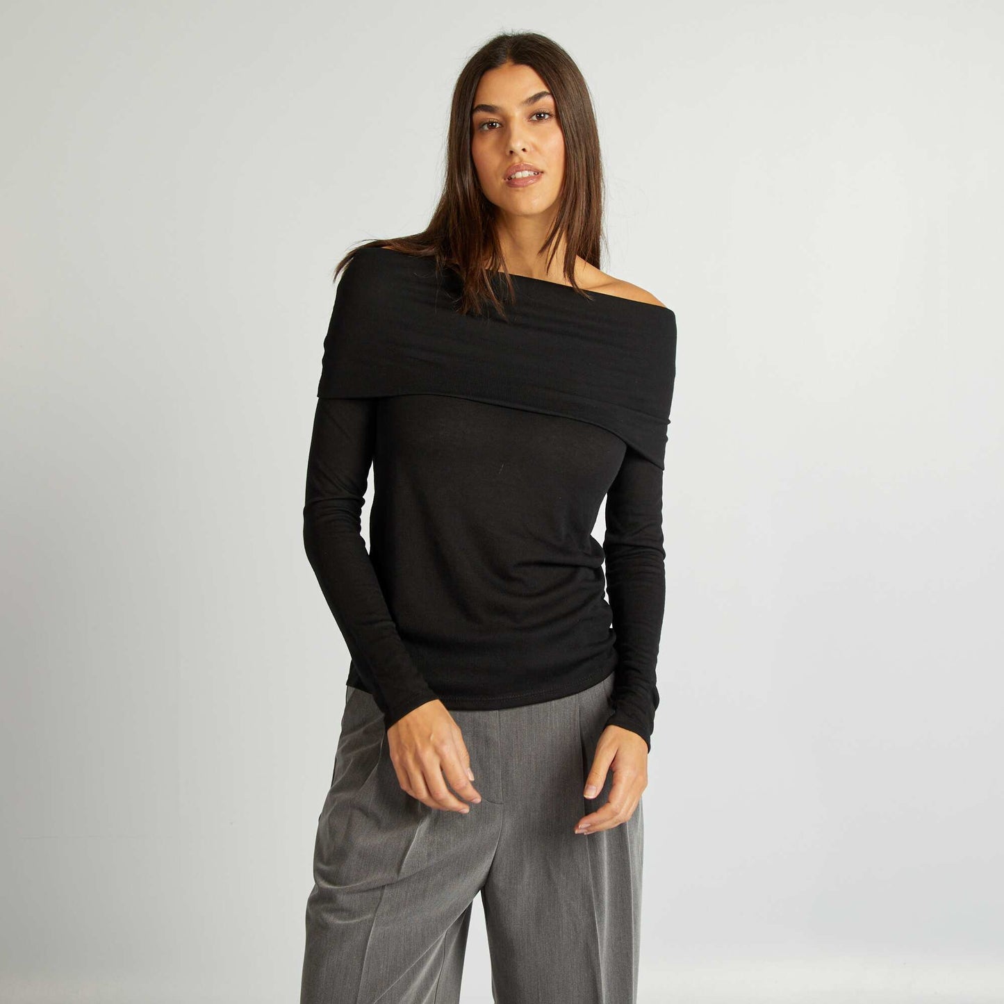 Camiseta con cuello bardot NEGRO