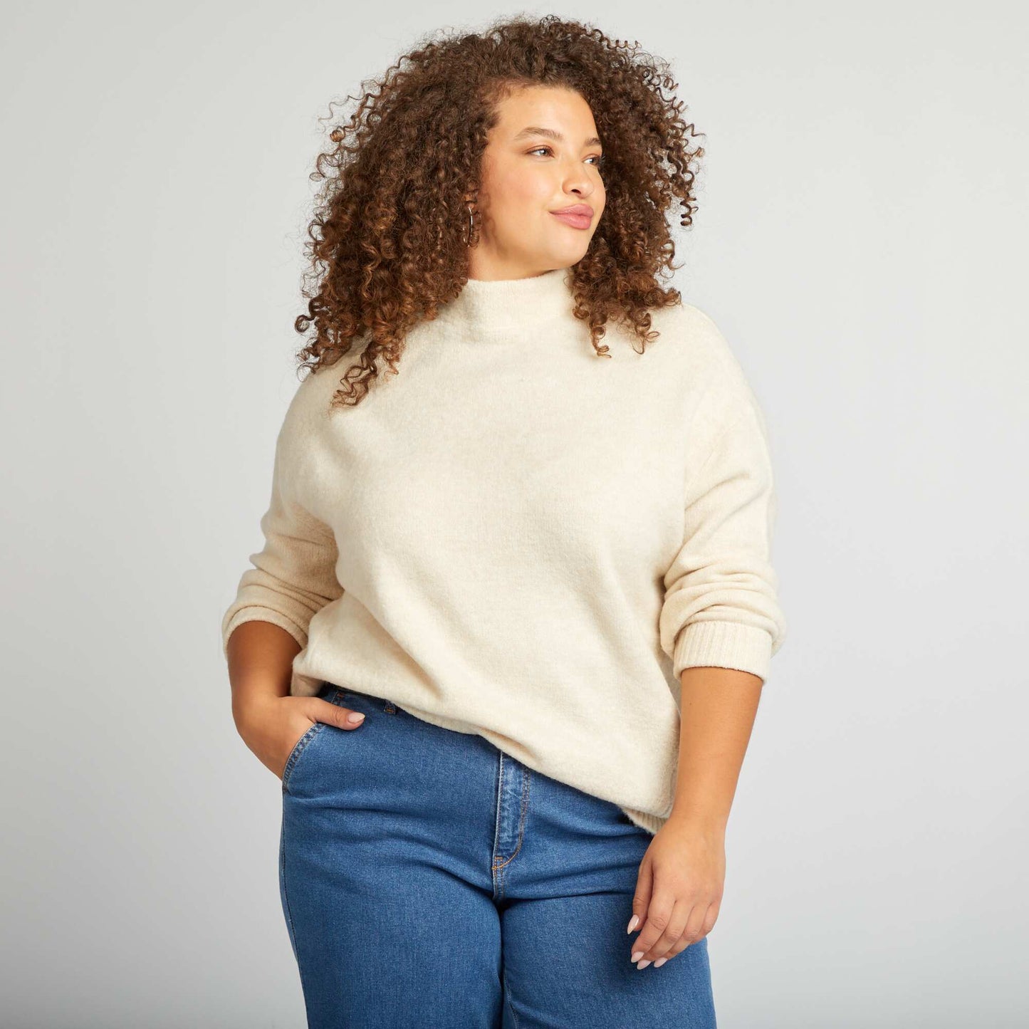 Sweater largo de punto suave BEIGE