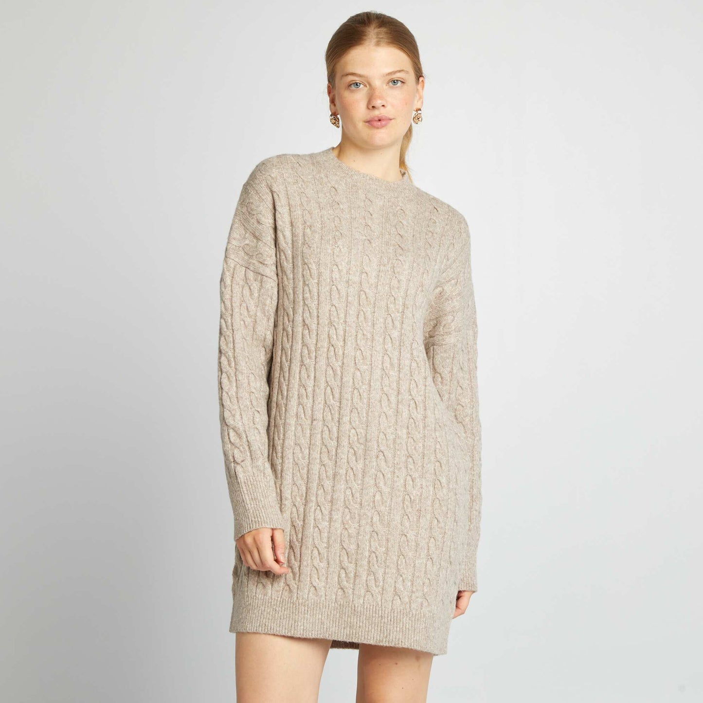 Vestido tipo sweater de punto trenzado BEIGE