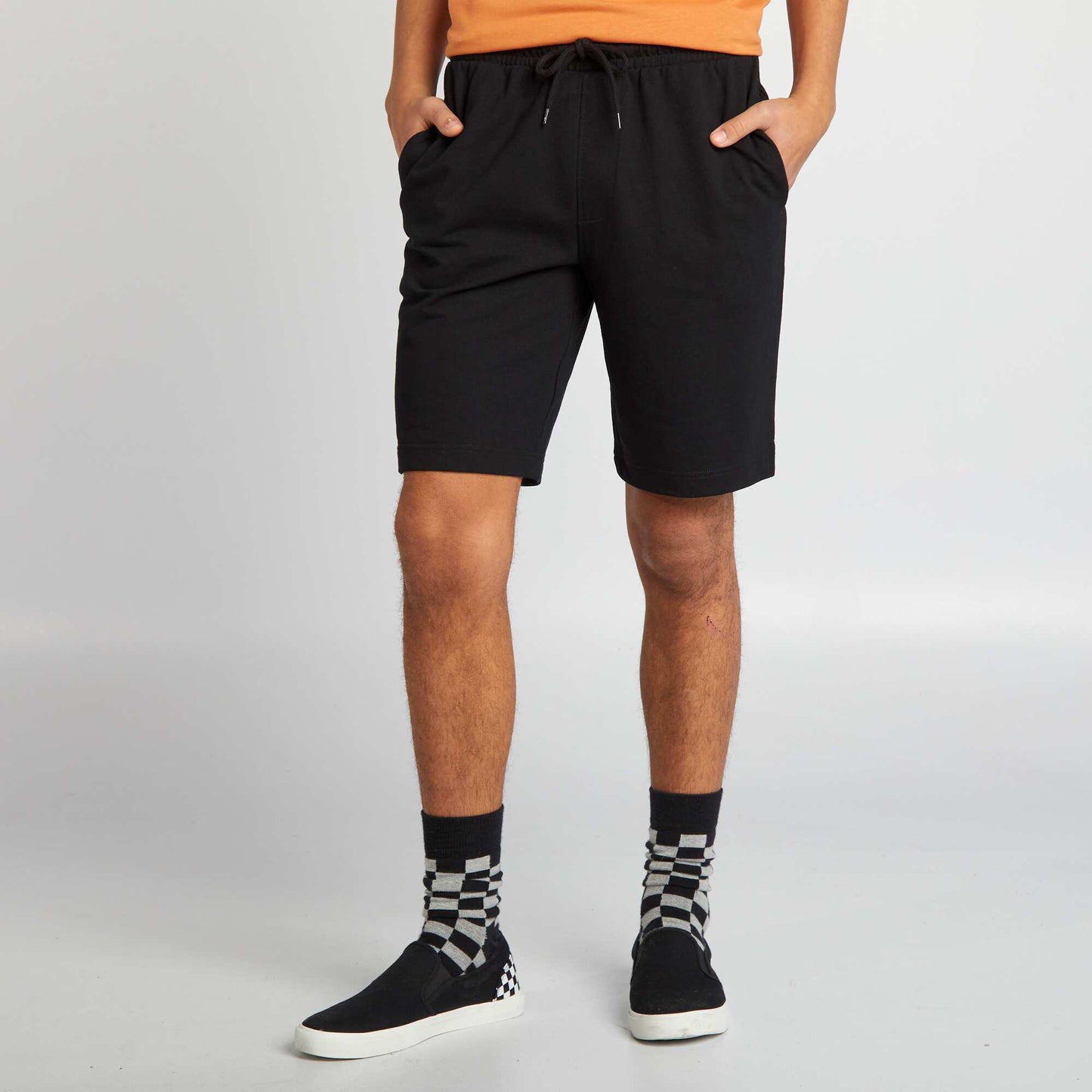 Short de deporte estilo jogger negro