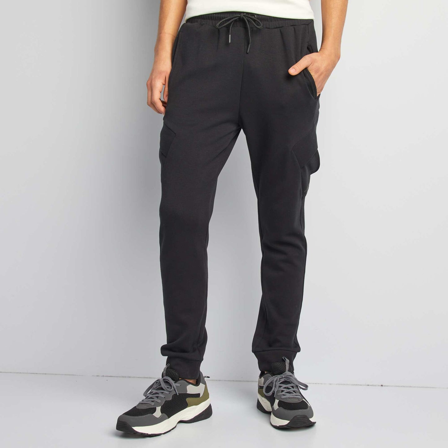 Pantalón de chándal multibolsillos NEGRO