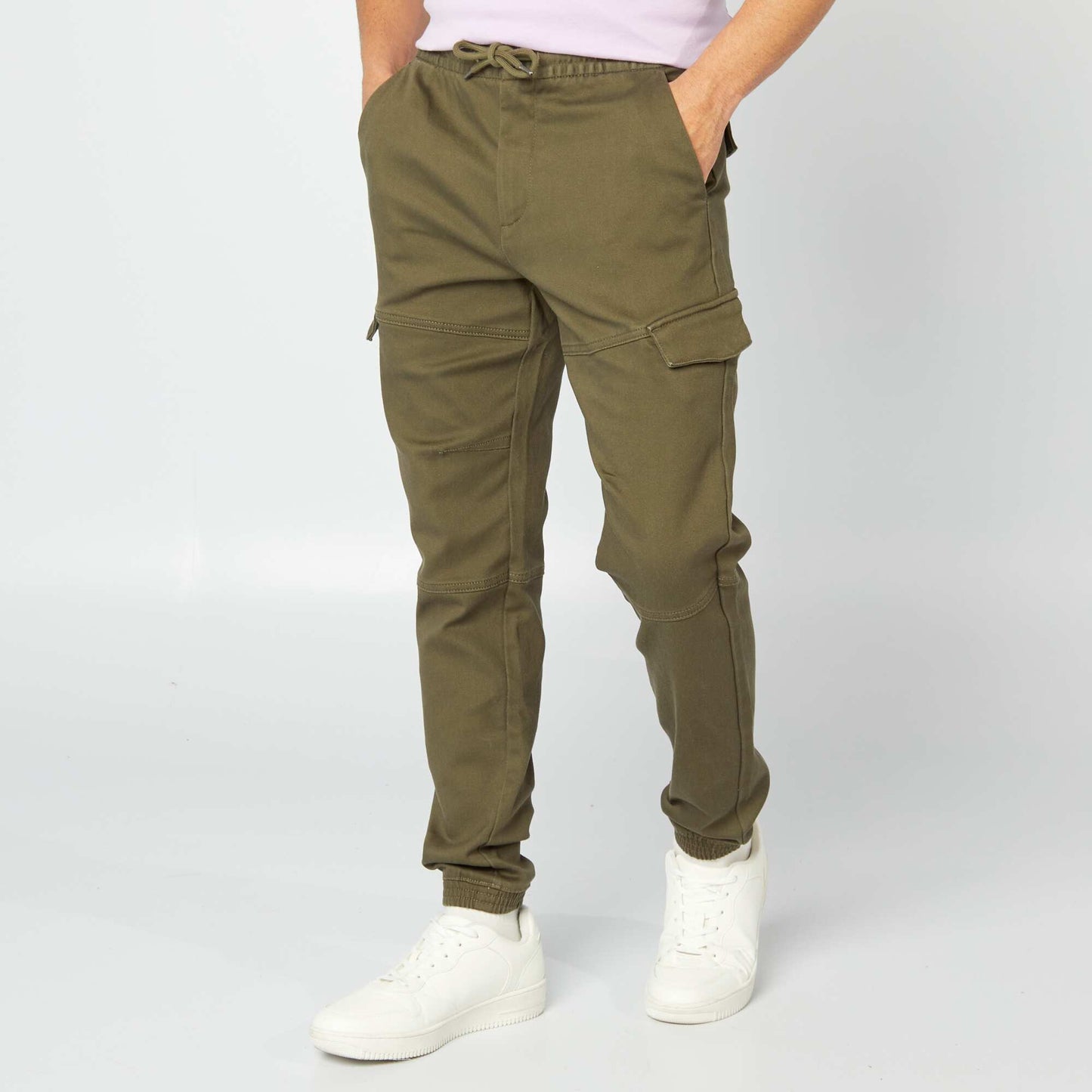 Pantalón multibolsillos liso KAKI