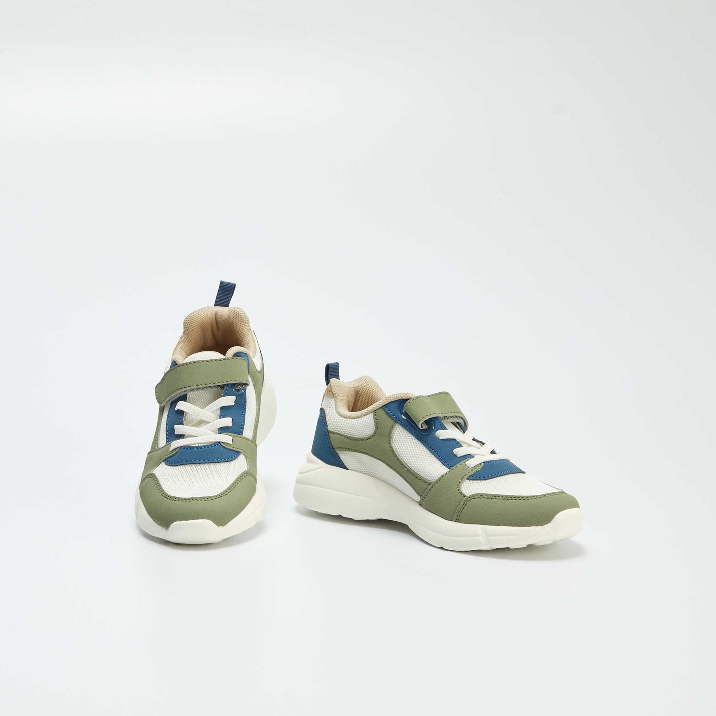 Zapatillas con velcro y cordones KAKI