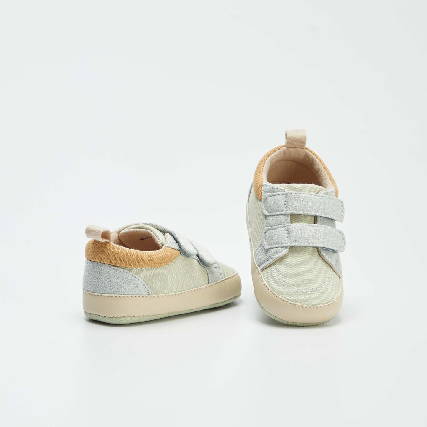 Zapatillas bajas de tela con velcro AZUL