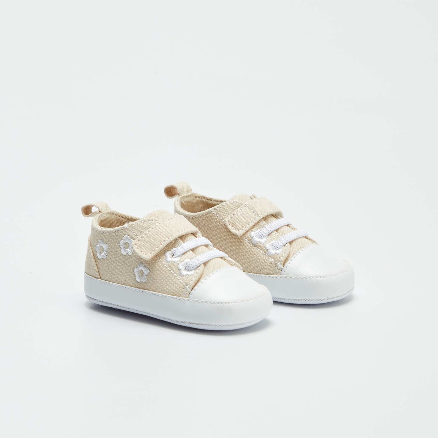 Zapatillas bajas de tela con velcros BEIGE