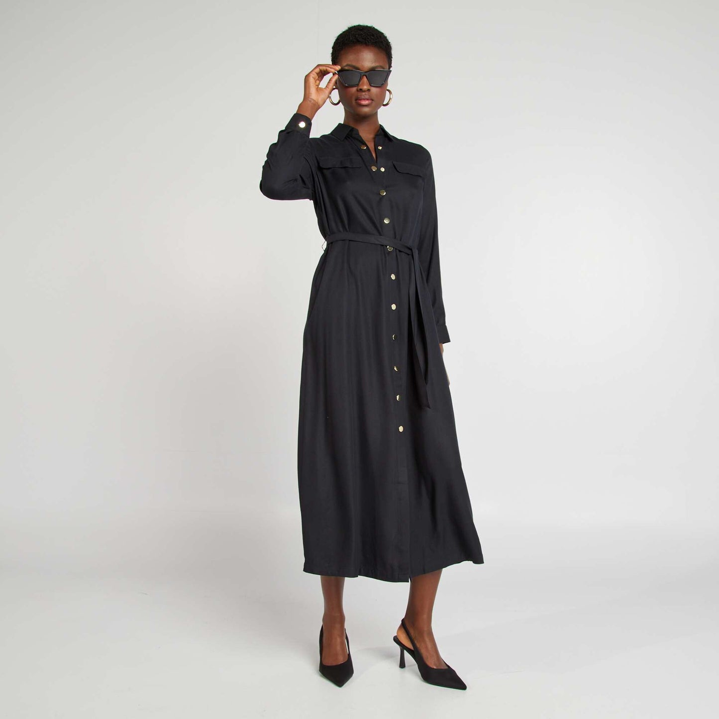 Vestido midi entallado NEGRO