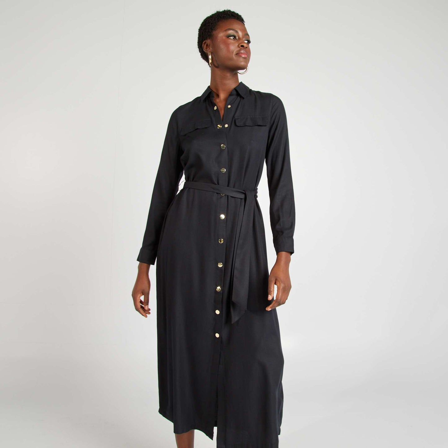 Vestido midi entallado NEGRO