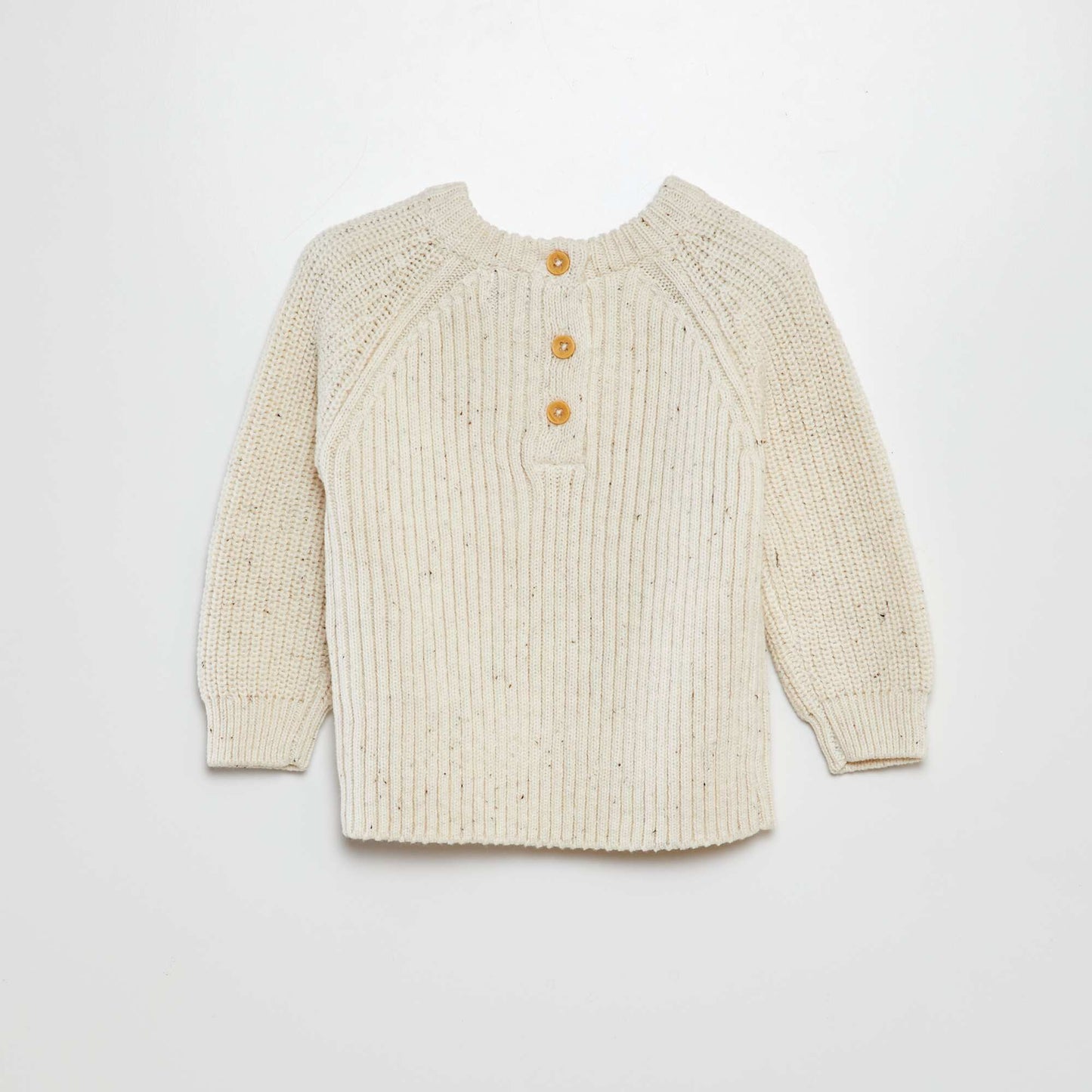 Sweater de punto con 3 botones en el cuello BEIGE