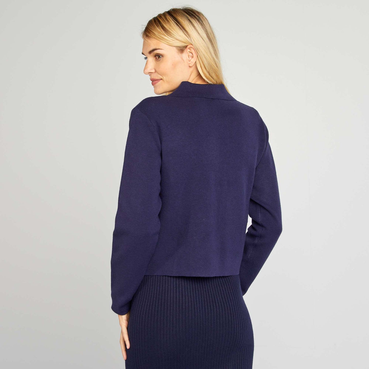 Chaqueta con cremallera y cuello de remera AZUL