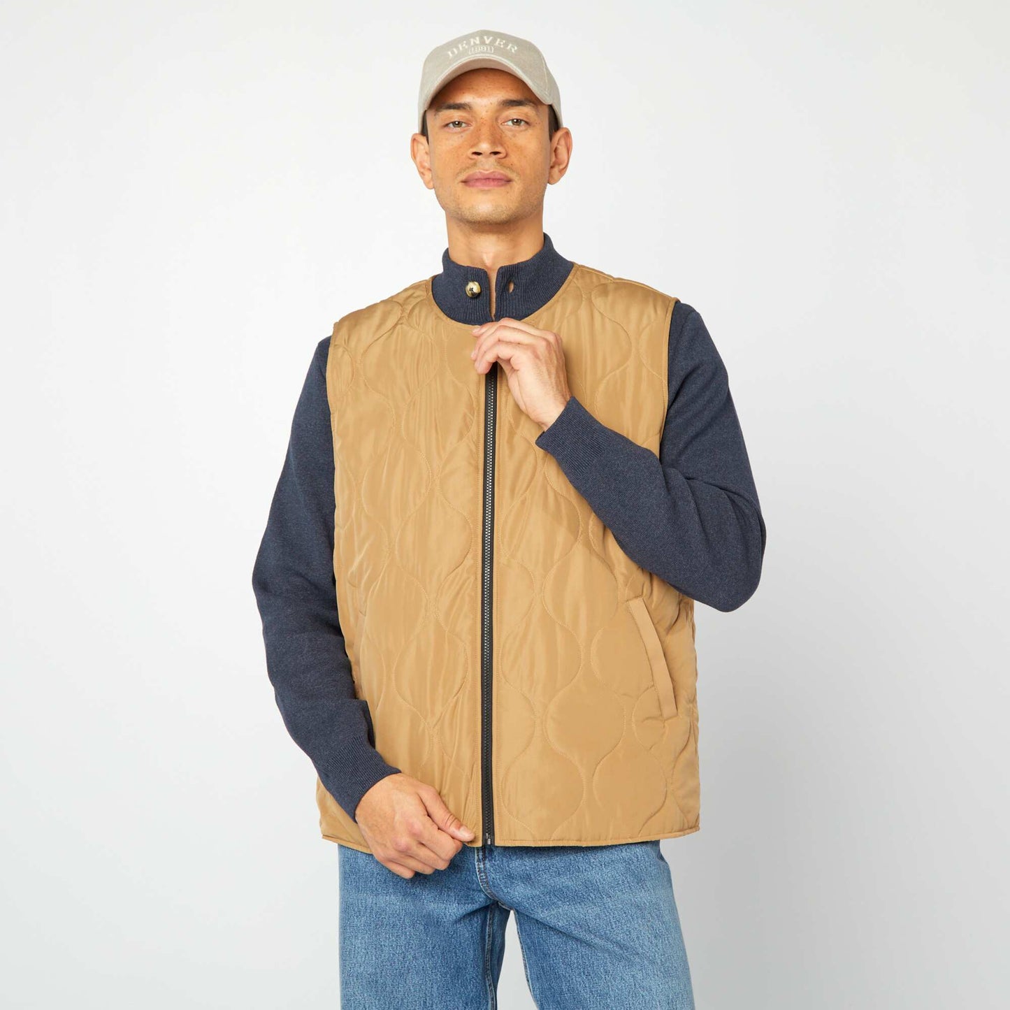 Gabardina midi chaleco acolchado en el interior BEIGE