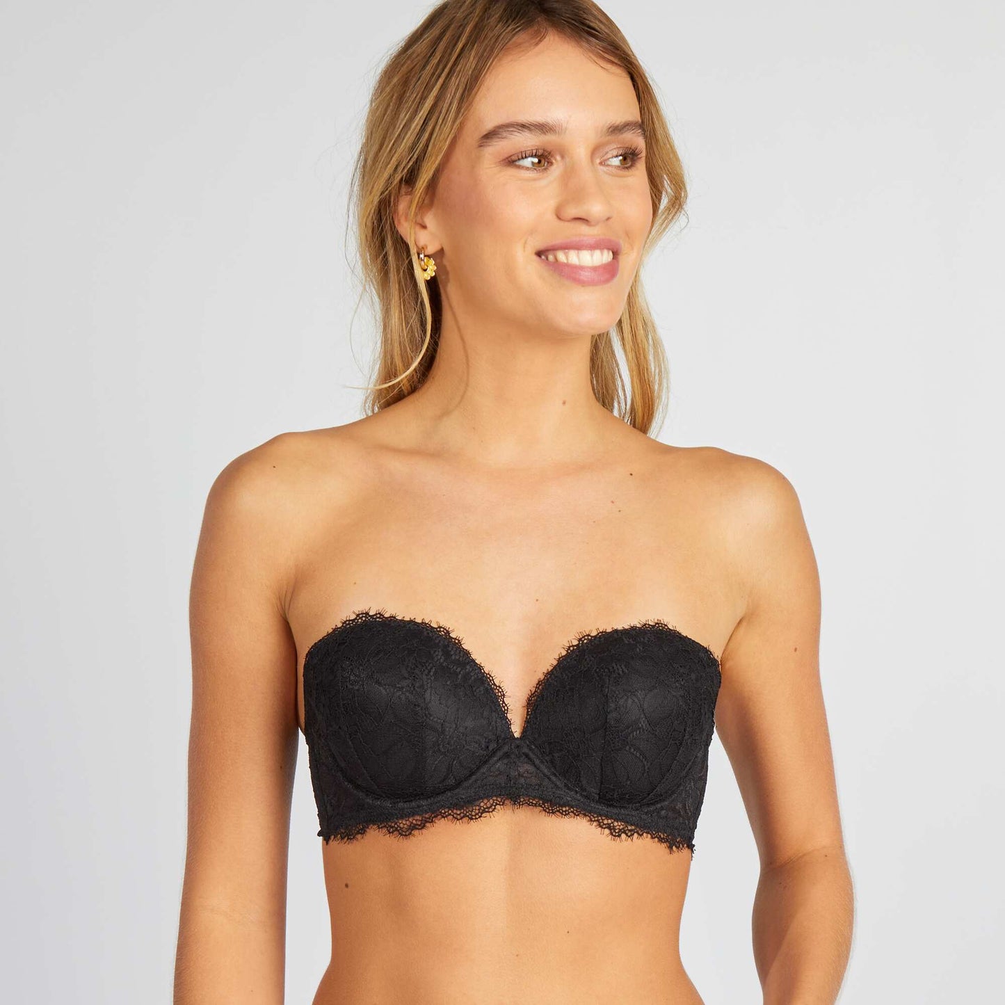 Sujetador push up de encaje NEGRO