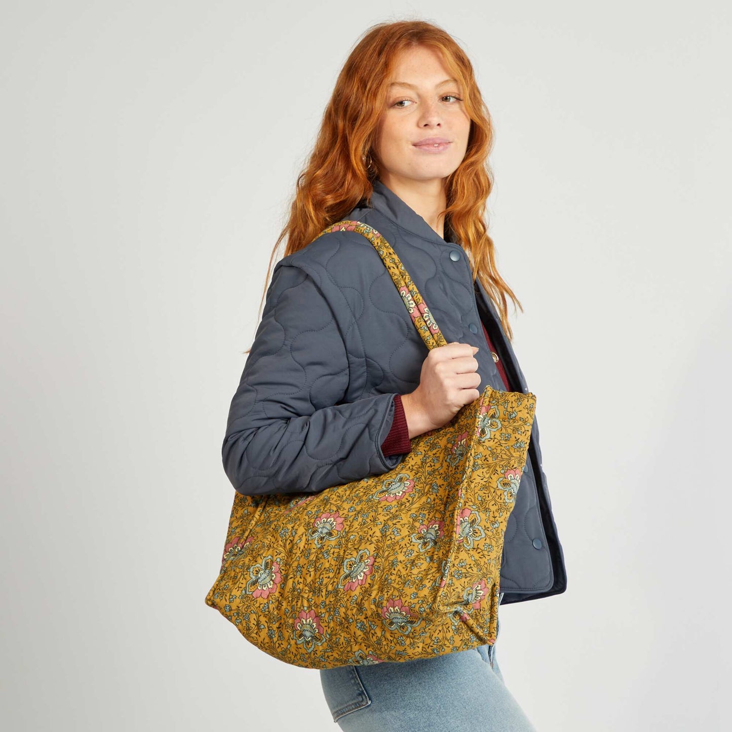 Bolso shopper acolchado estampado AMARILLO