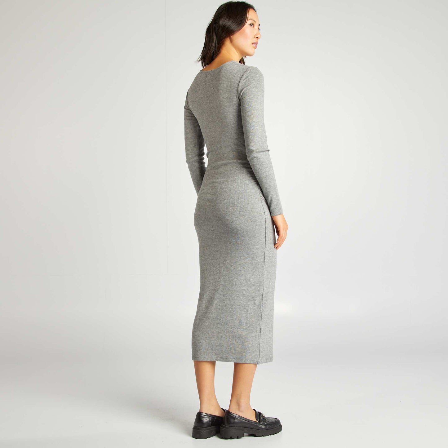 Vestido tipo sweater de punto GRIS