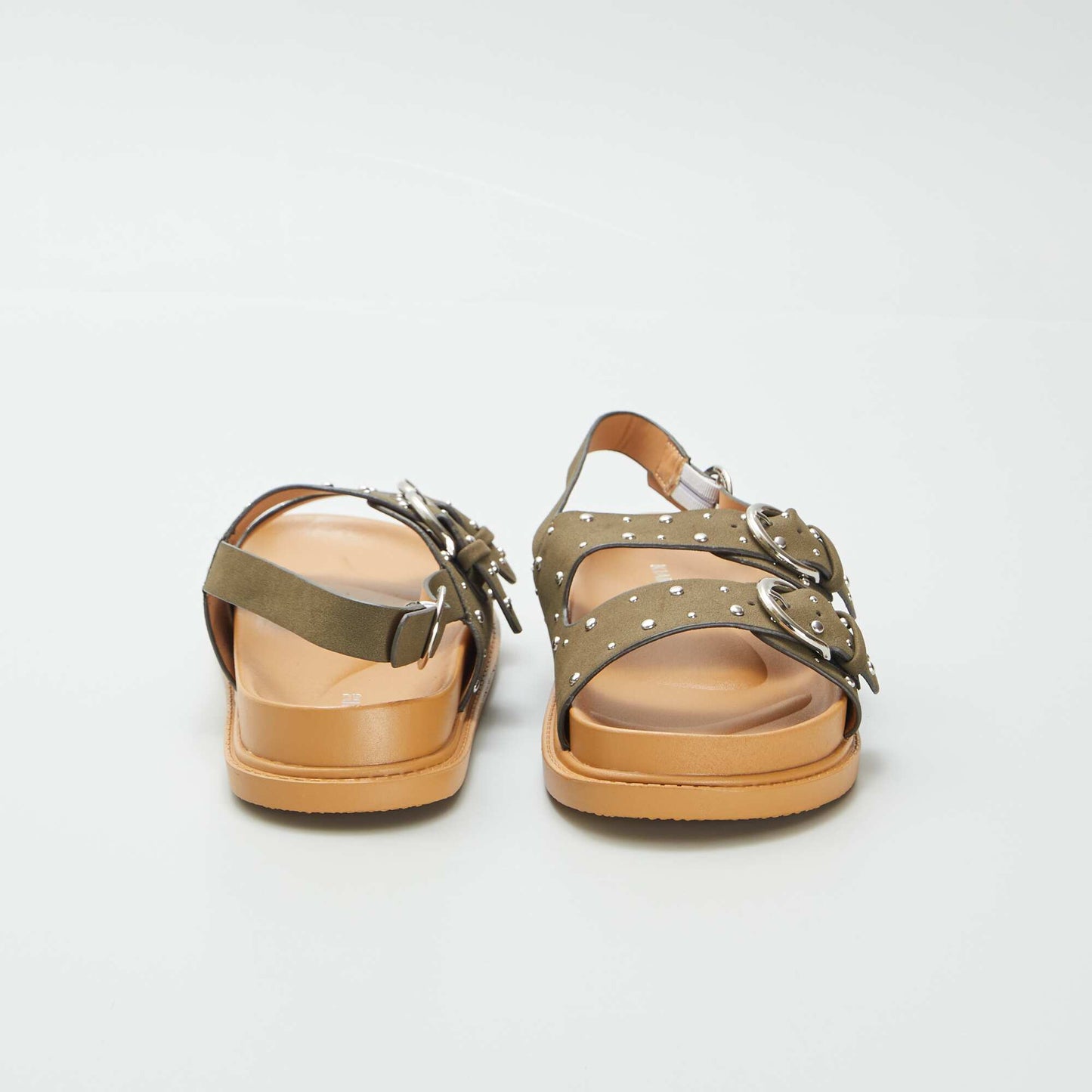 Sandalias con tiras de tachuelas VERDE