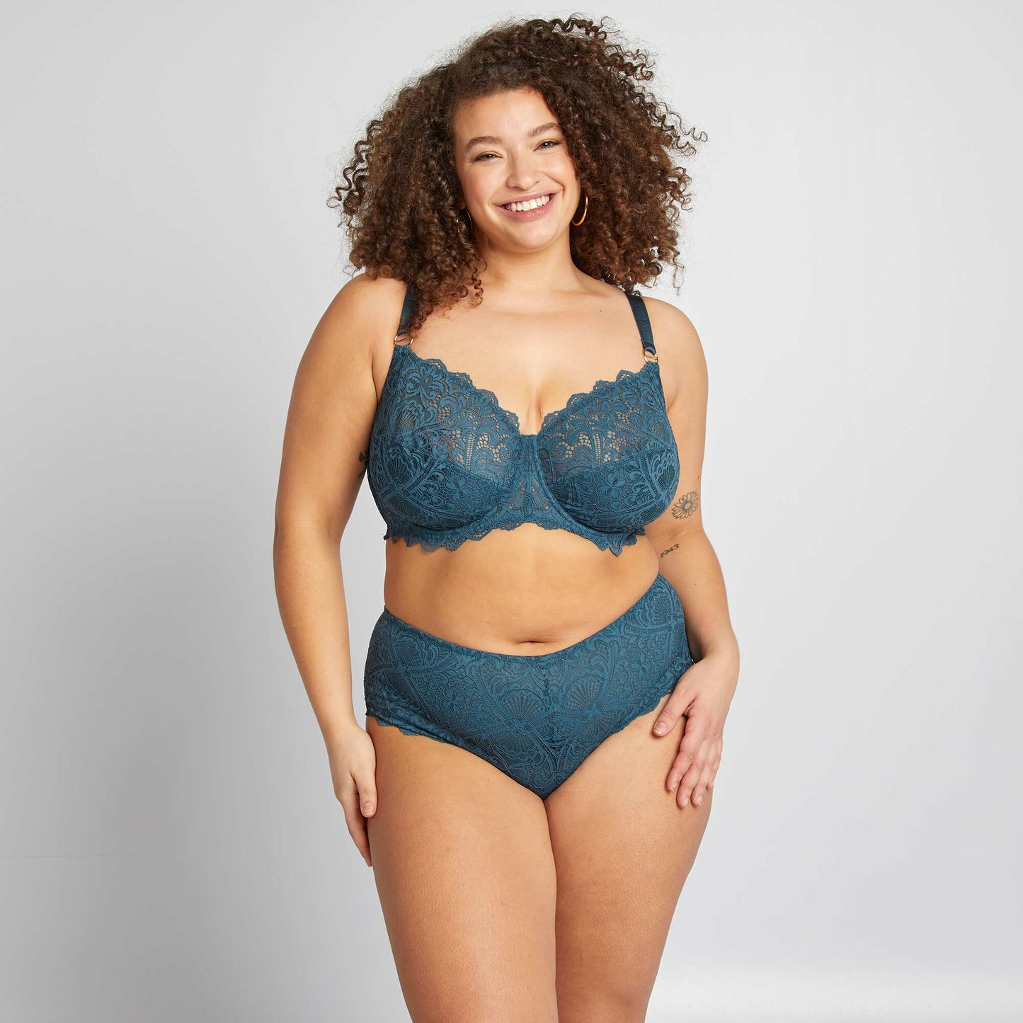 Braguita de encaje y microfibra AZUL