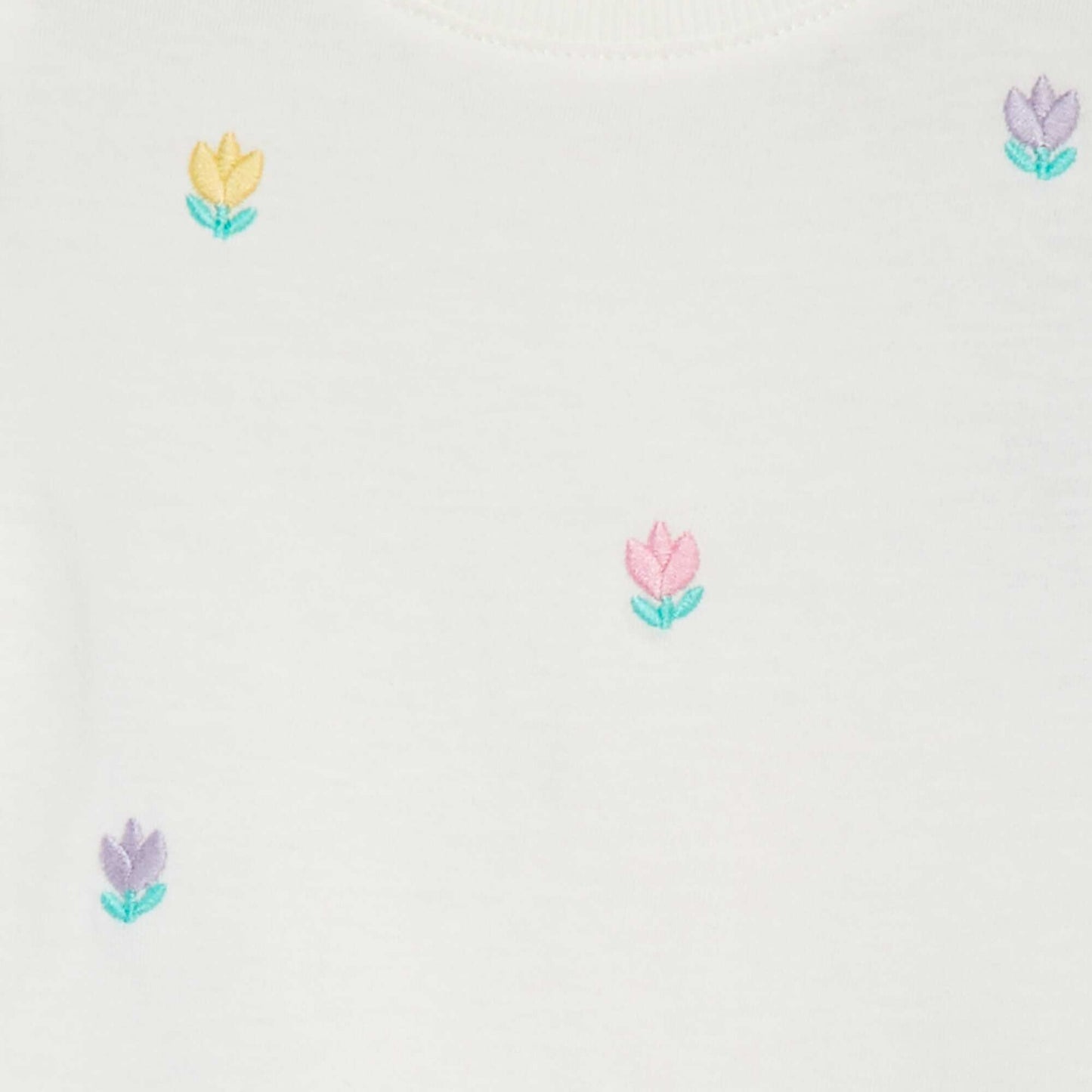 Camiseta con motivos bordados BLANCO