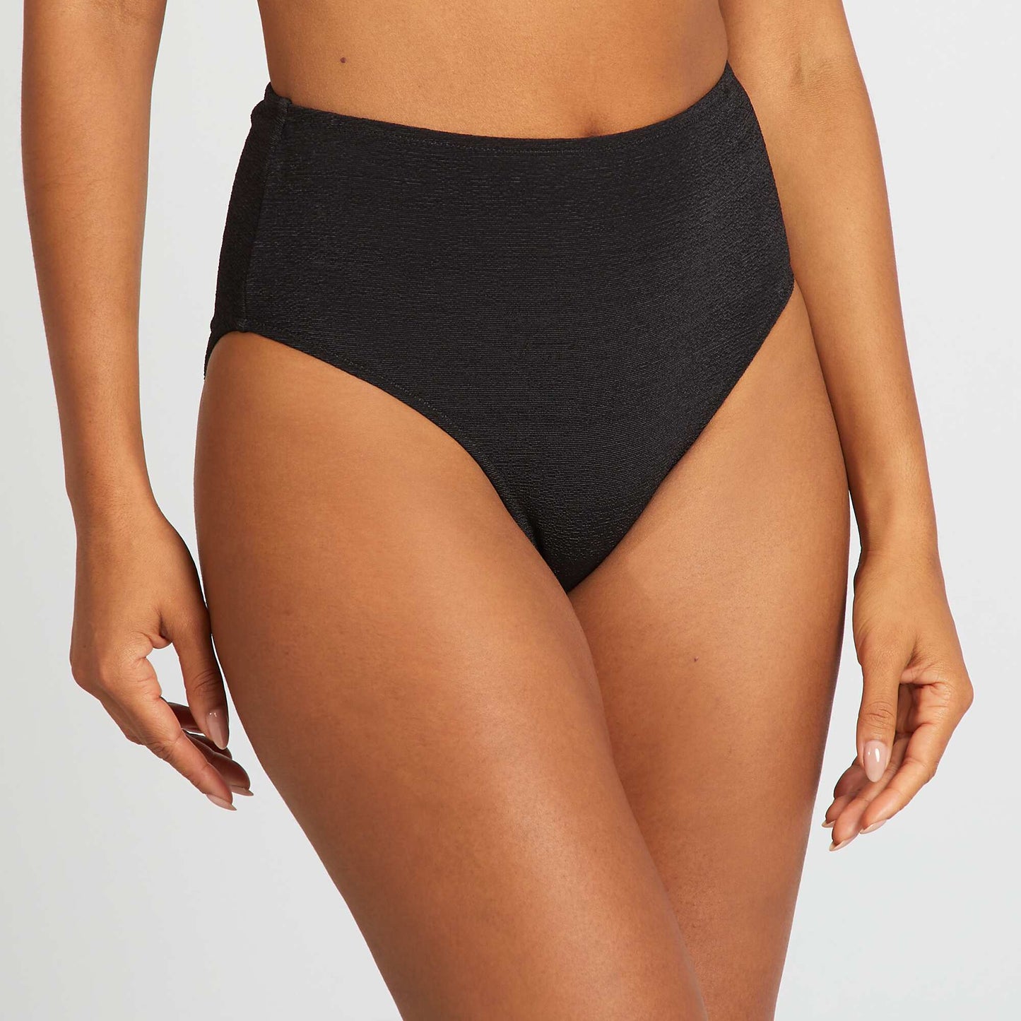 Braguita de bikini alta NEGRO