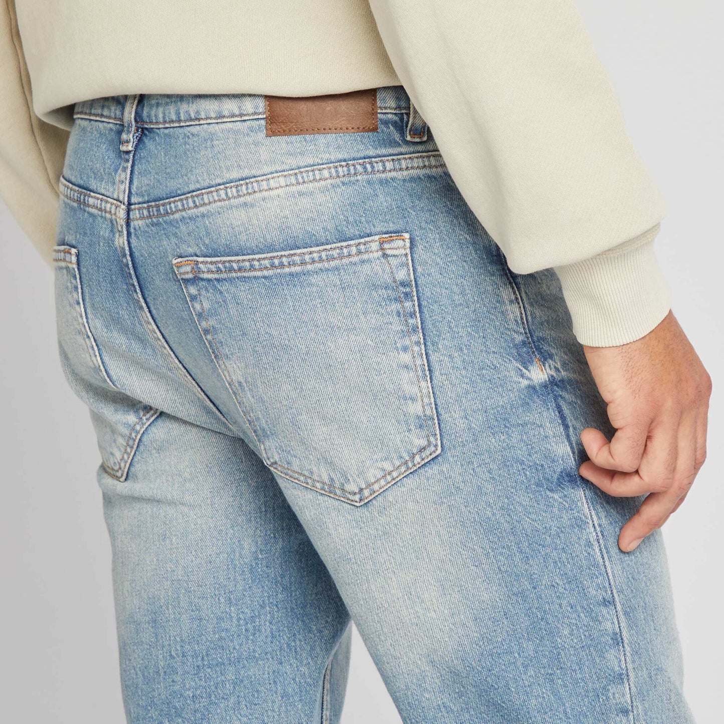 Jean de corte ajustado/slim fit AZUL