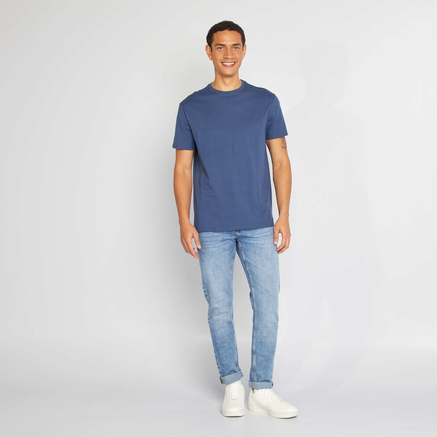 Jean de corte ajustado/slim fit AZUL