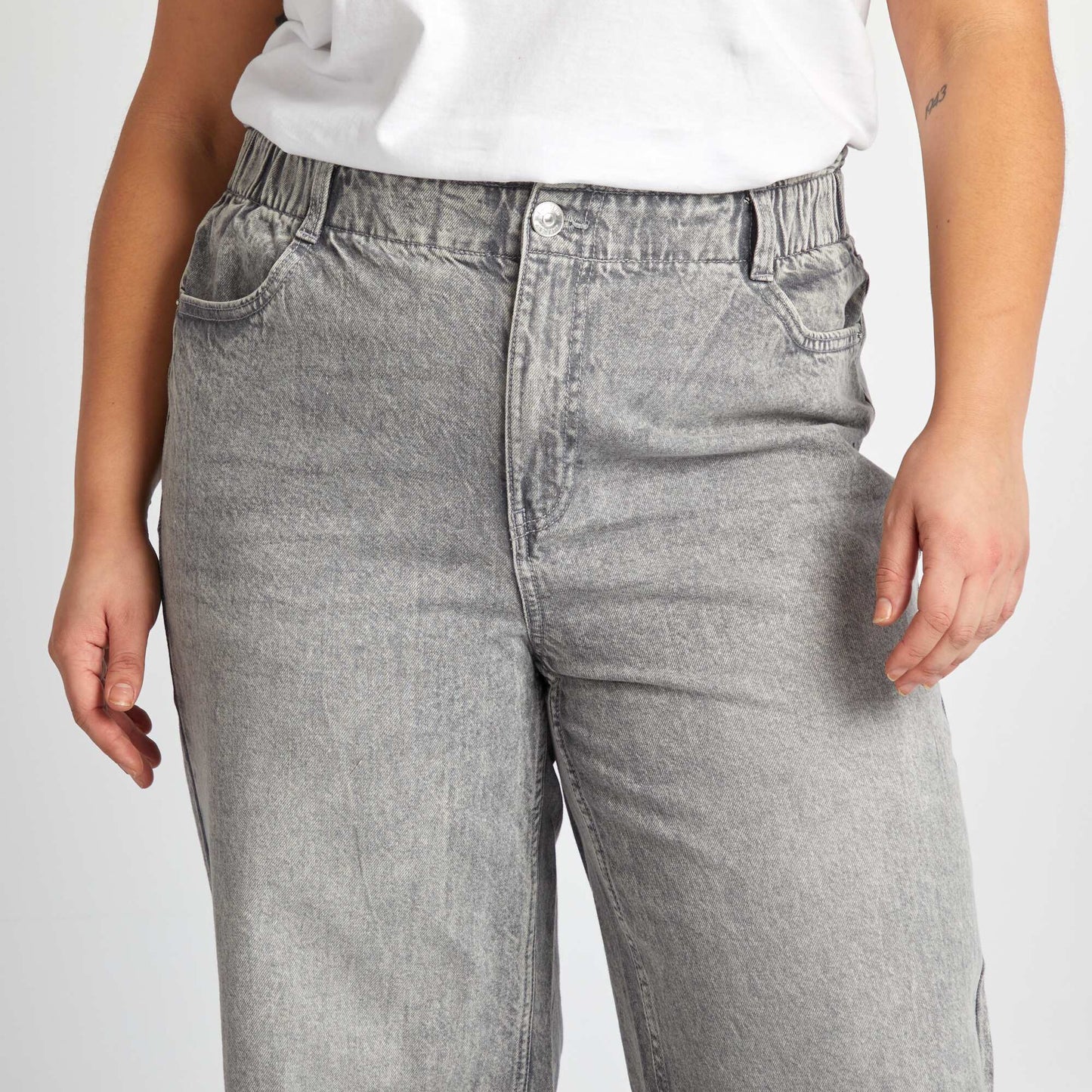 Jean con cintura elástica GRIS