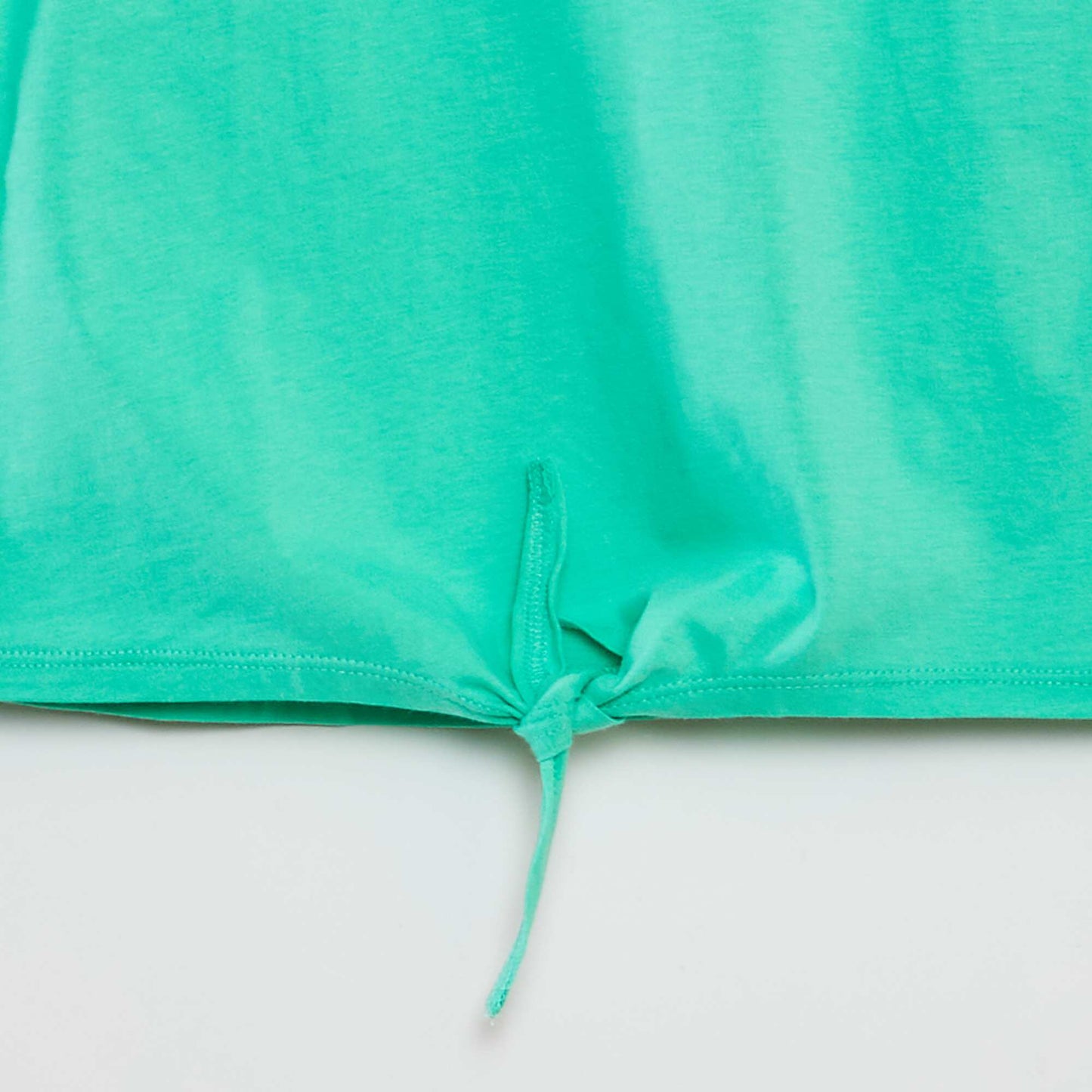 Camiseta de manga corta anudable en el bajo VERDE