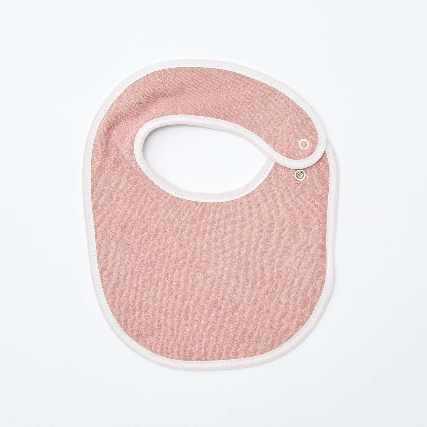 5 baberos con estampados de fantasía y automáticos ROSA