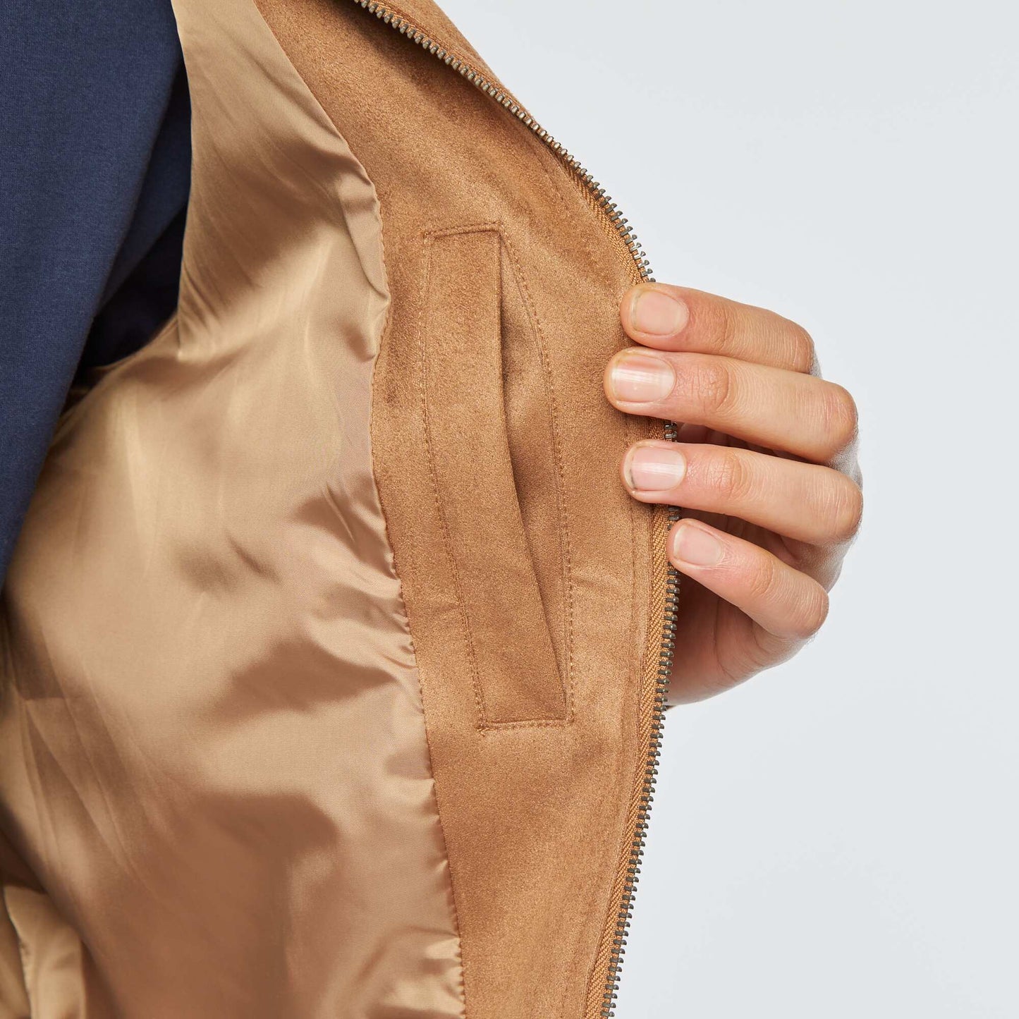 Campera de antelina con cremallera BEIGE