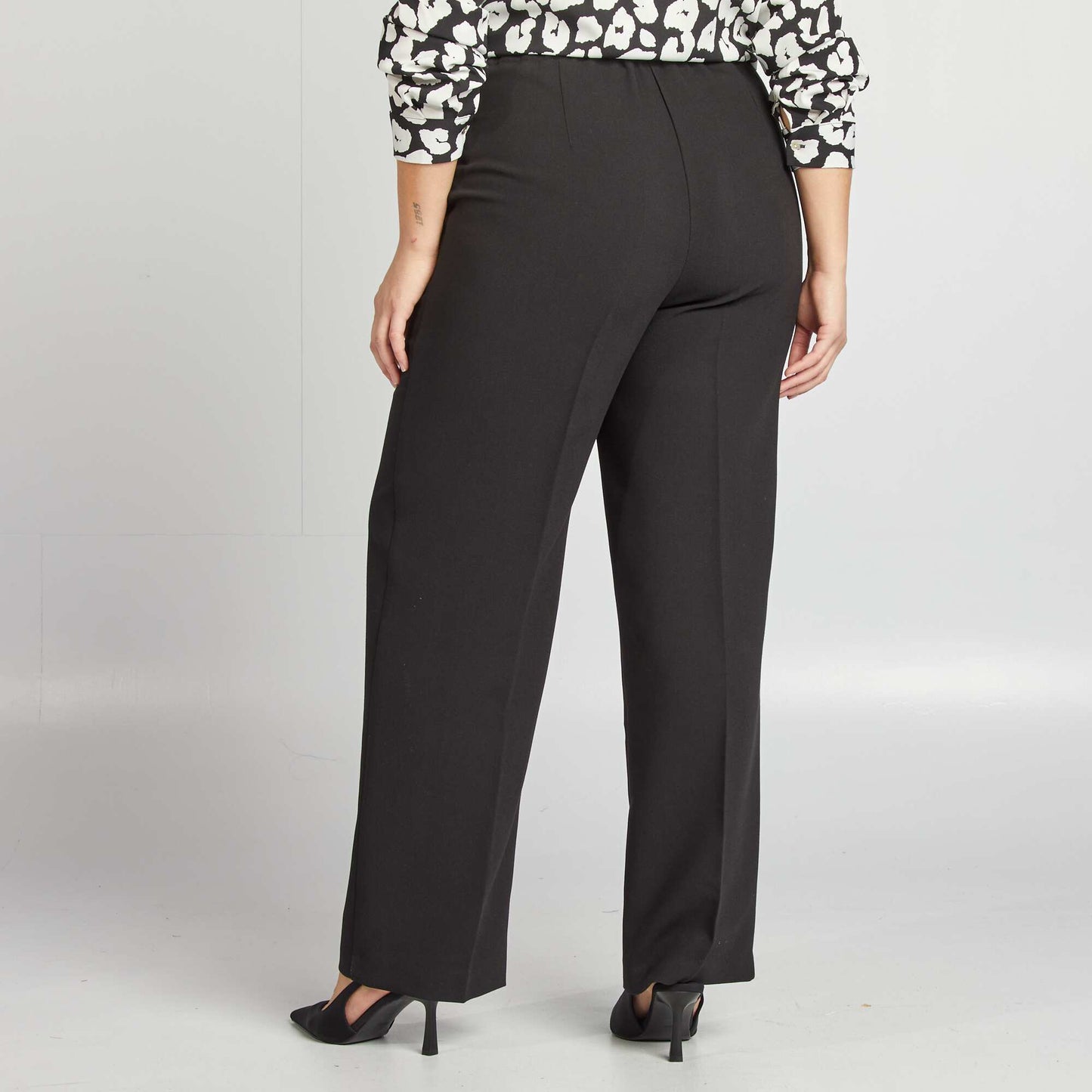 Pantalón de pinzas NEGRO