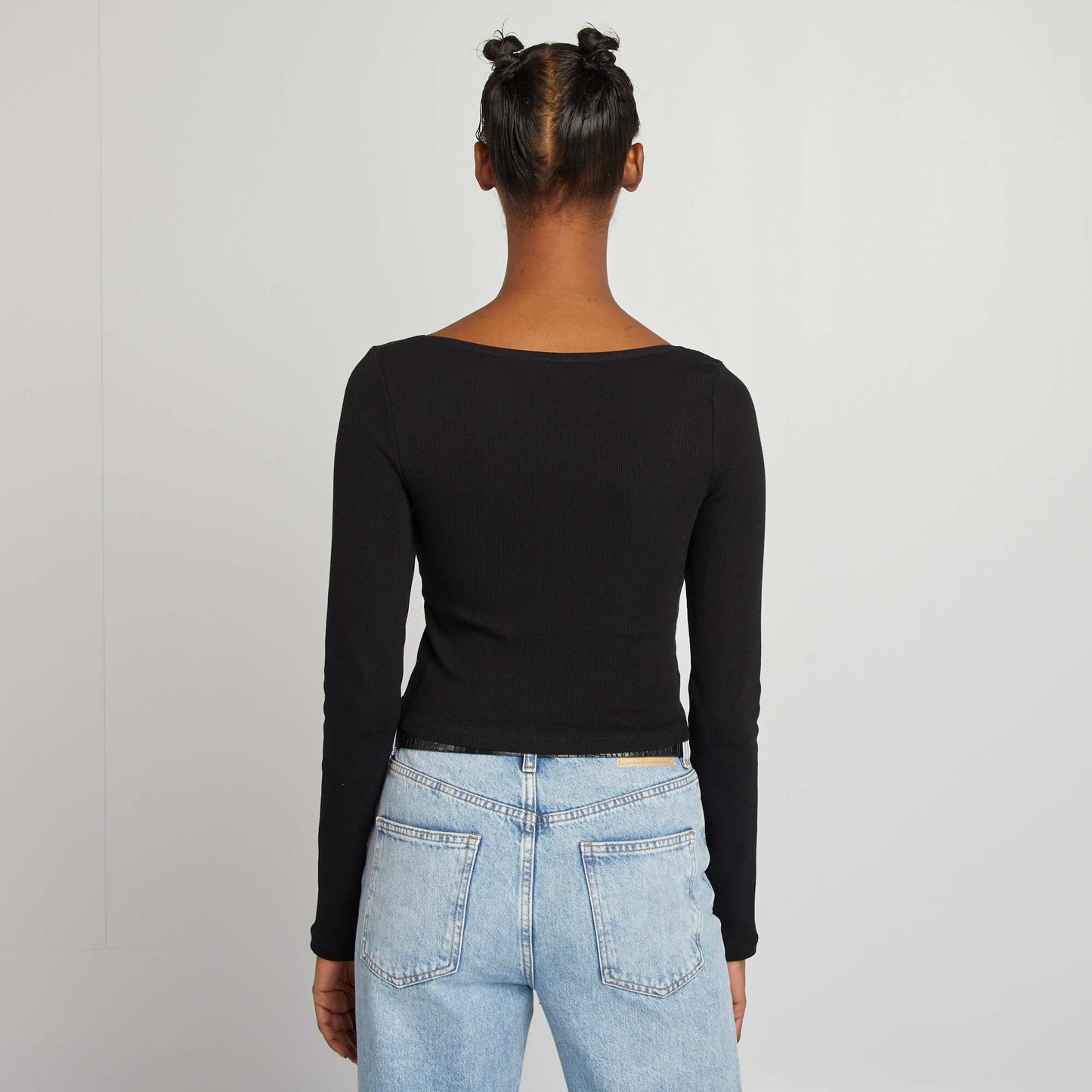 Camiseta crop top de manga larga de canalé NEGRO