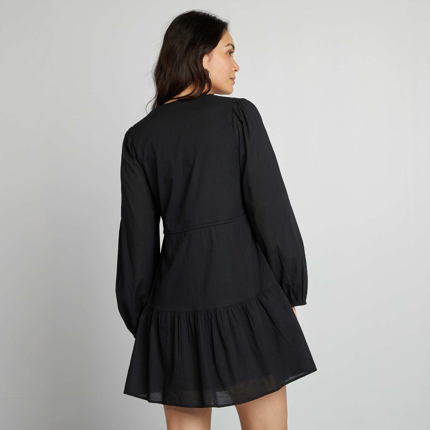 Vestido con lacitos de popelina con cuello de pico NEGRO